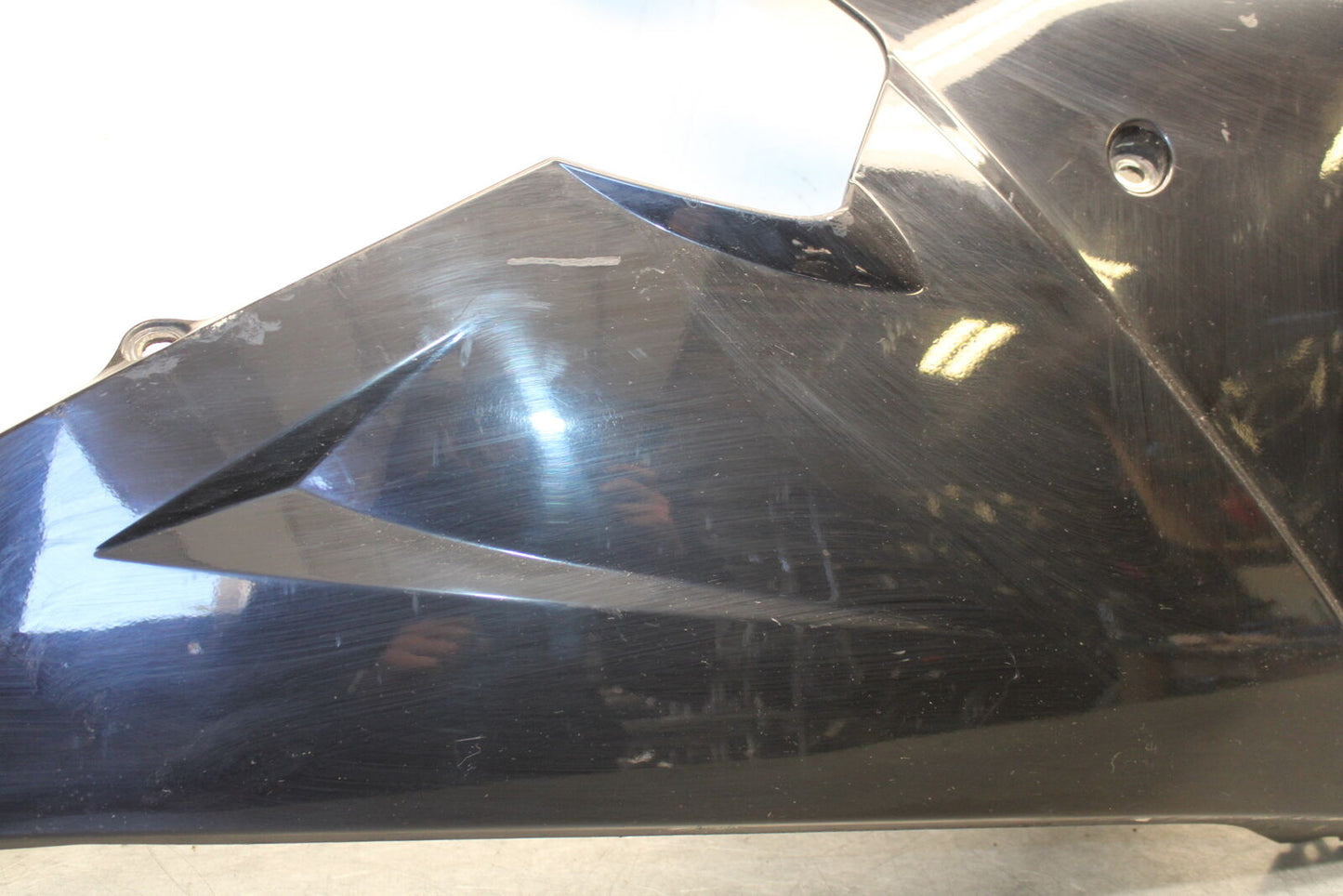 07-08 TRIUMPH DAYTONA 675 RIGHT LOWER MID UPPER SIDE FAIRING COWL BB685