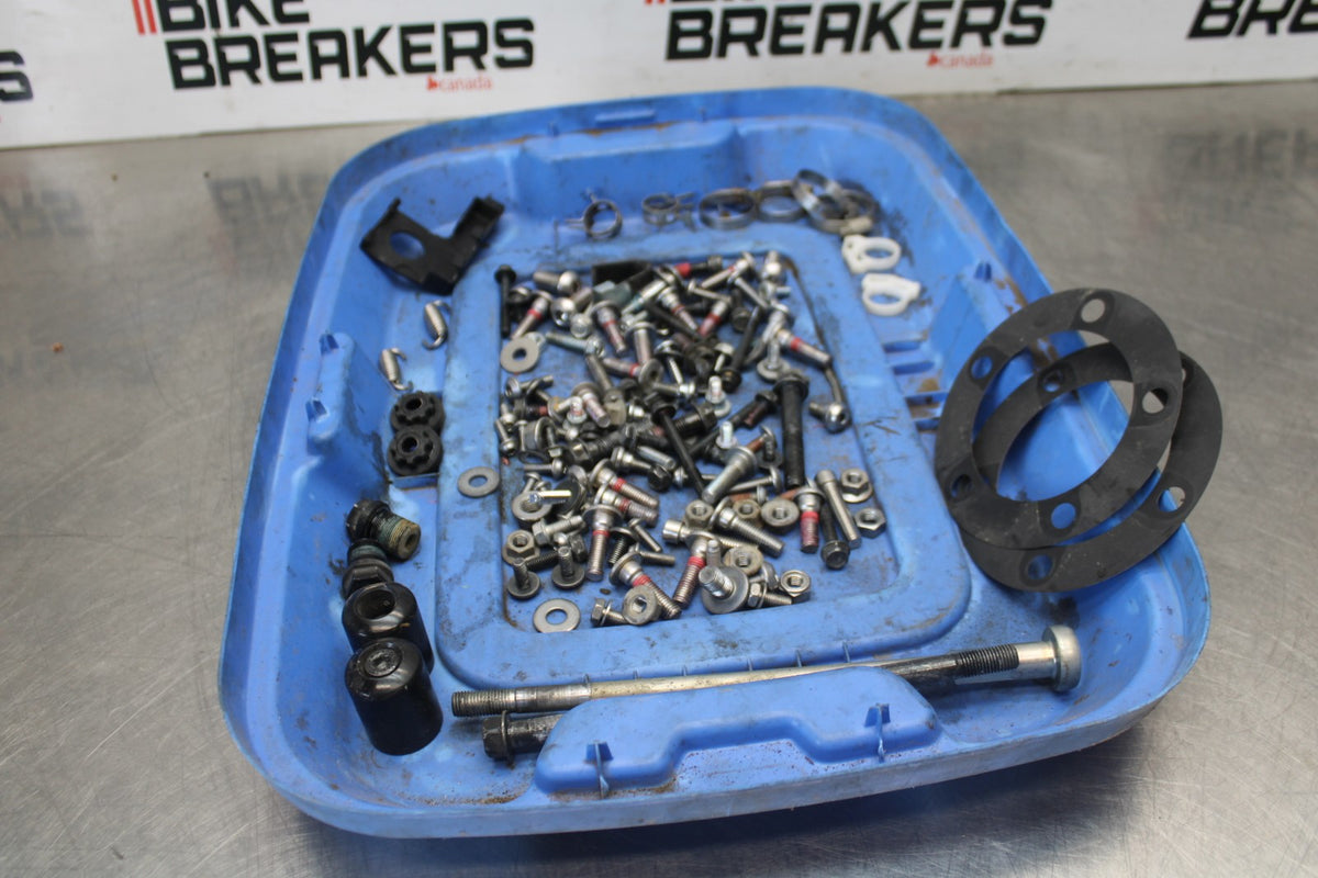 13-18 KAWASAKI NINJA ZX6R MOUNTING BOLTS HARDWARE SCREWS BB908