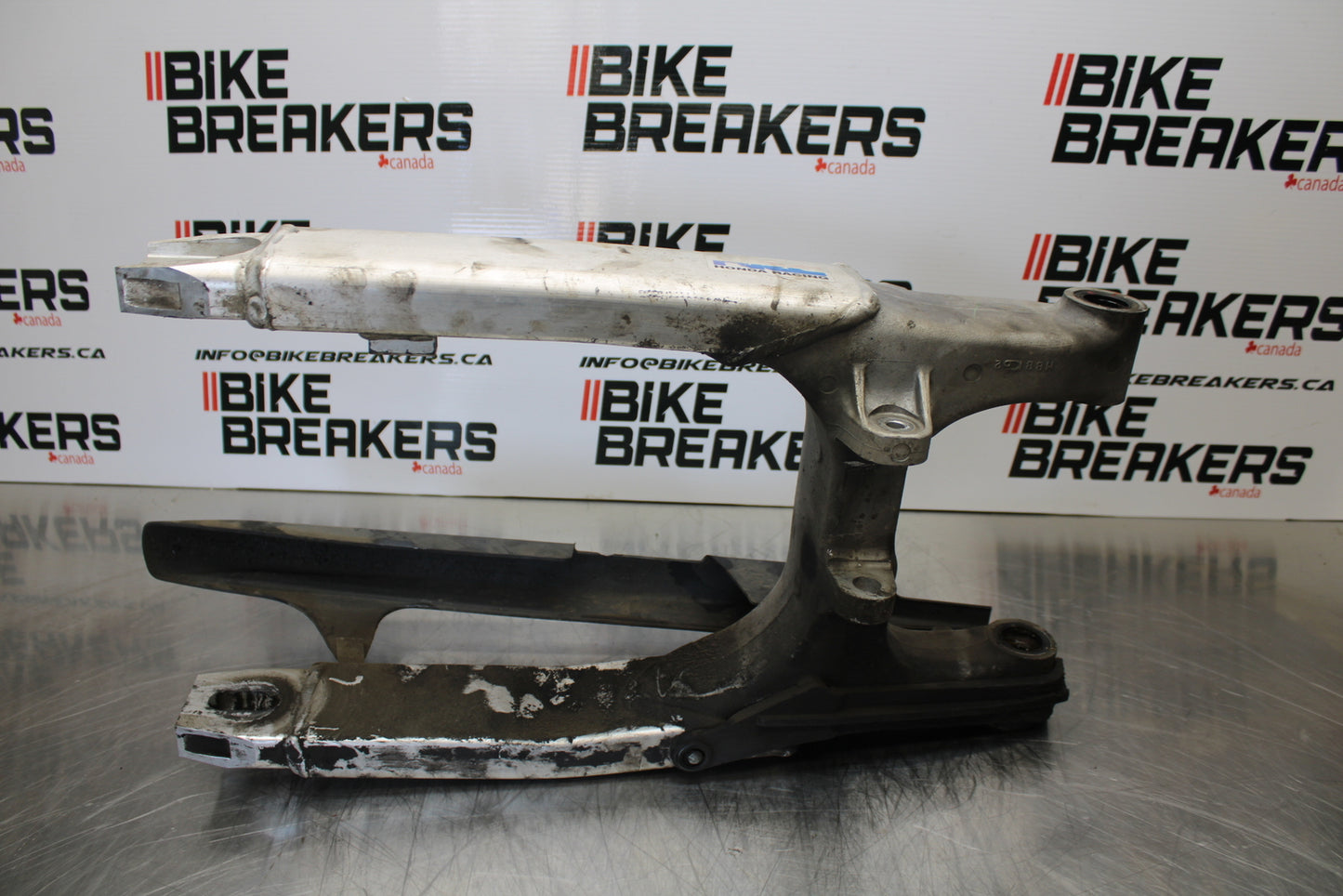 98-05 HONDA SUPER HAWK 1000 VTR1000F REAR SWINGARM BACK SWING ARM BB152