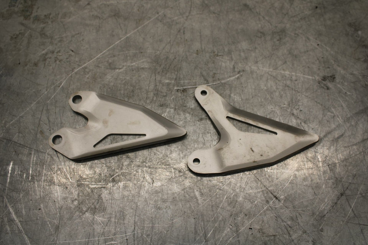 18-22 KAWASAKI NINJA 400 EX400 ABS LEFT RIGHT REARSE HEEL GUARD COVER SET BB416