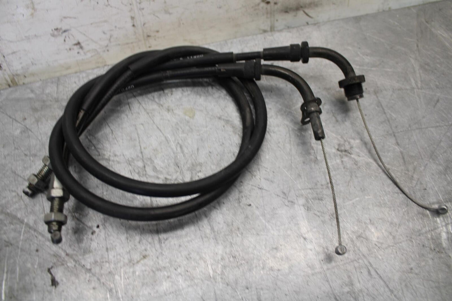 1998 Suzuki TL1000S THROTTLE CABLES LINES BB508