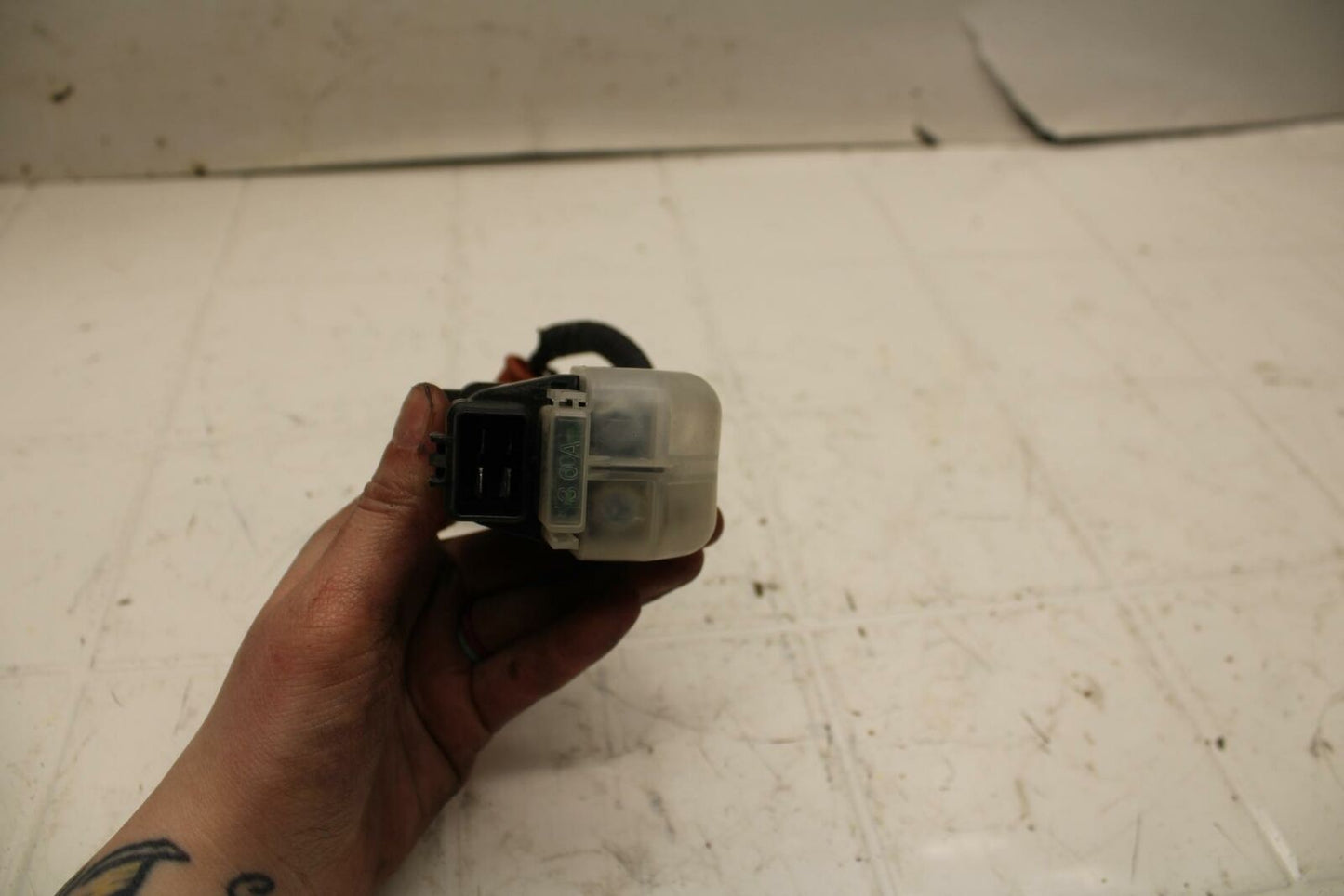 01 SUZUKI GSXR1000 ENGINE STARTER RELAY STARTING MOTOR SWITCH 31800-35F00 BB10