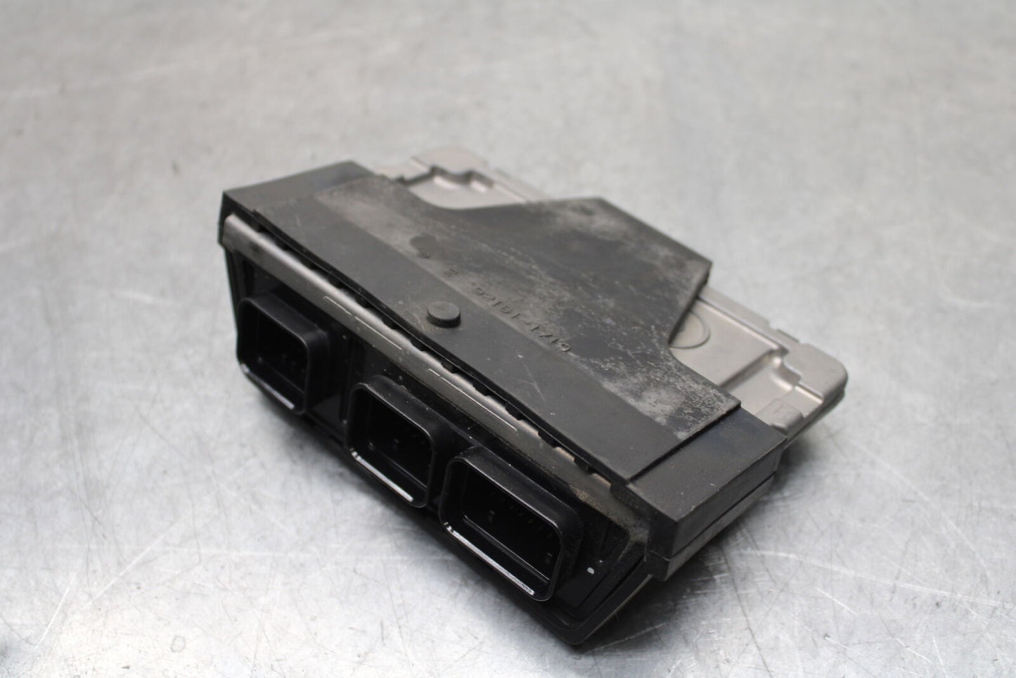 16 KAWASAKI NINJA ZX10R ECU COMPUTER CONTROLLER UNIT BLACK BOX ECM CDI BB650