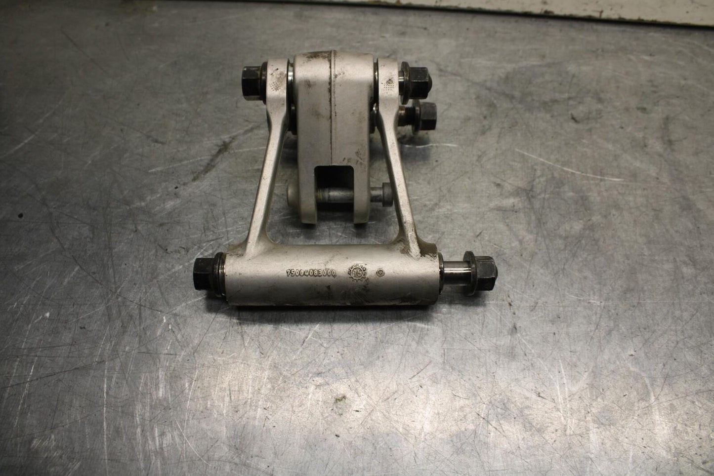 16-18 KTM 690 DUKE REAR DOGBONE SHOCK LINKAGE LINK BB631