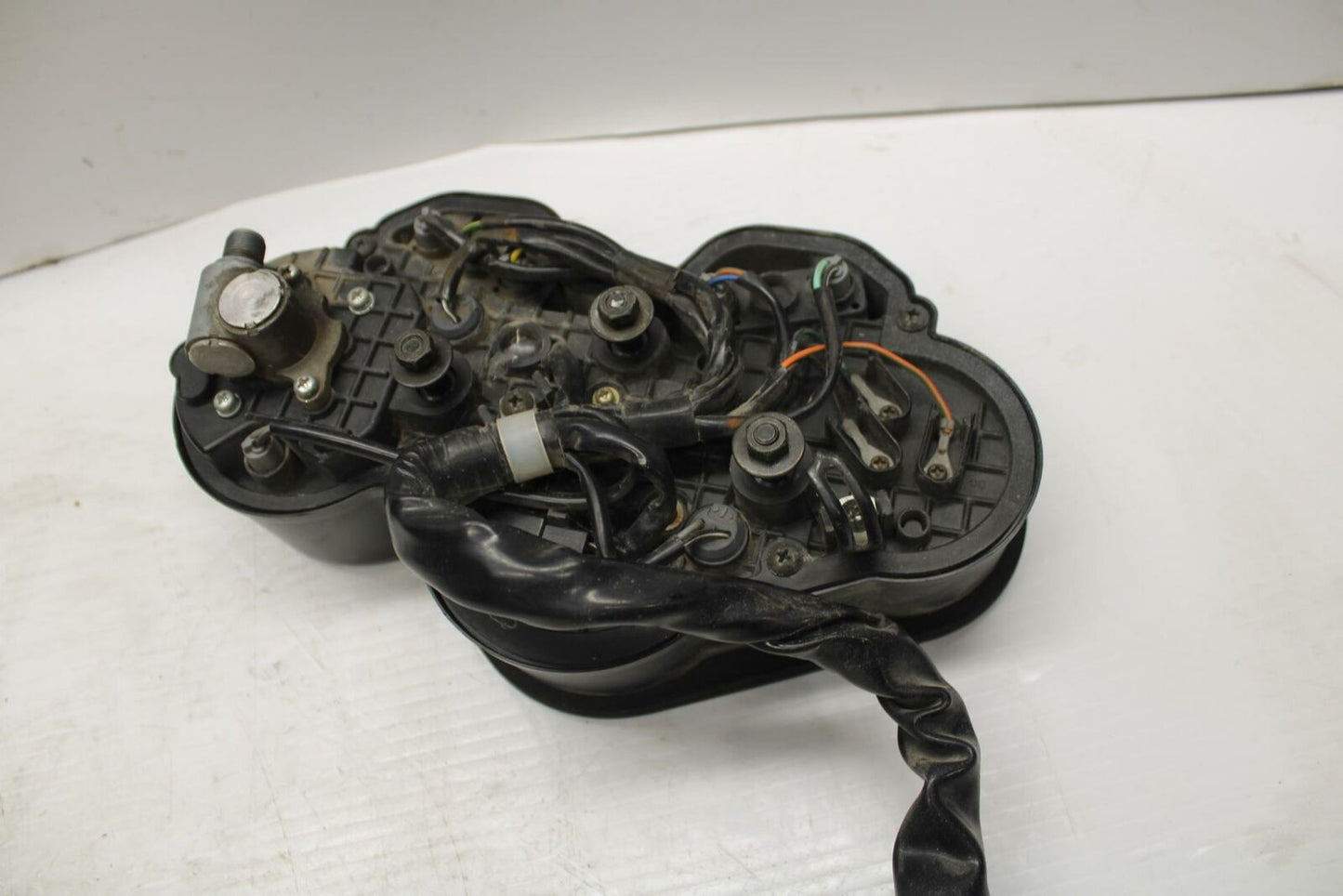 93-96 SUZUKI GSXR750W SPEEDO GAUGES DISPLAY CLUSTER SPEEDOMETER bb266