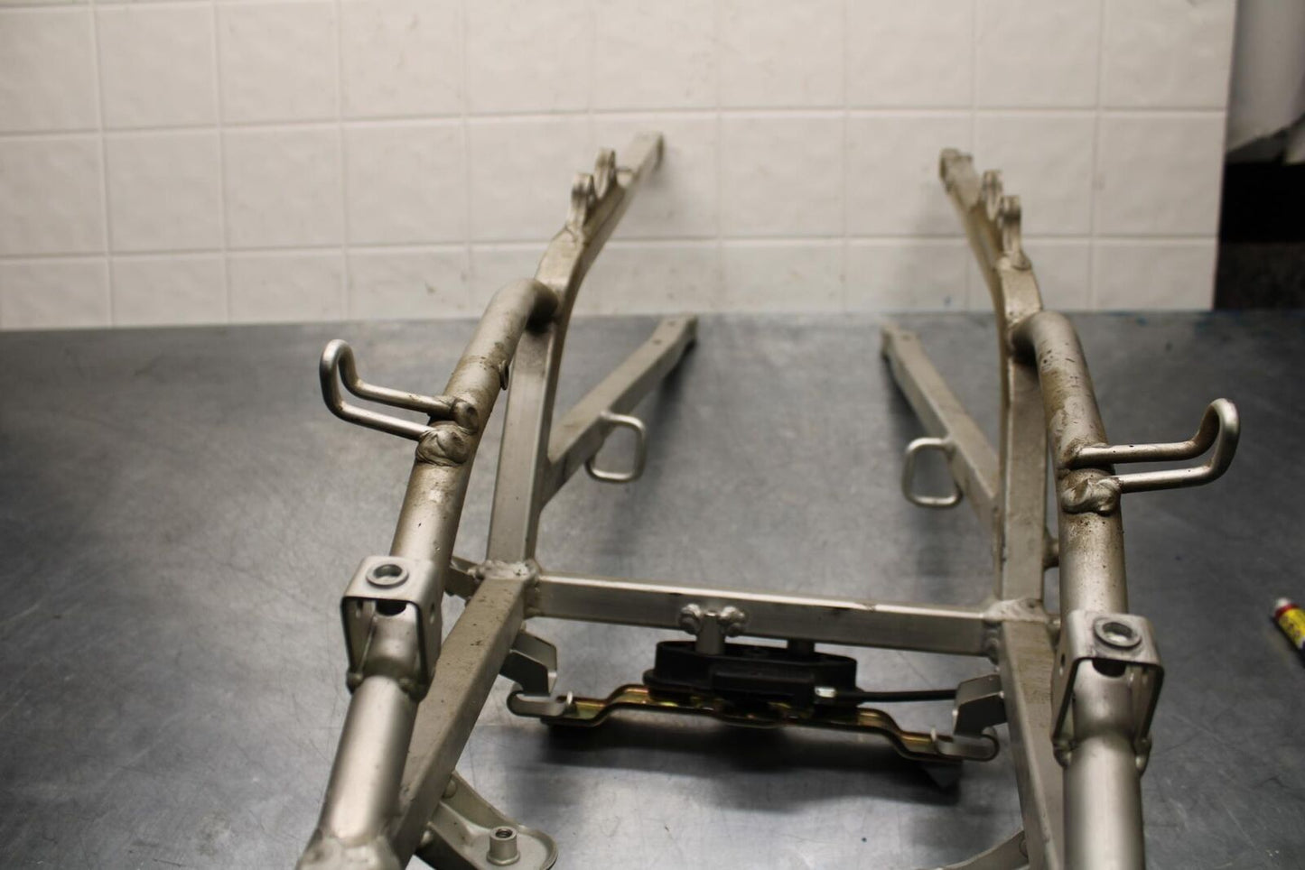 2001 to 03Suzuki GSXR600/750 REAR SUBFRAME BACK SUB FRAME BB584