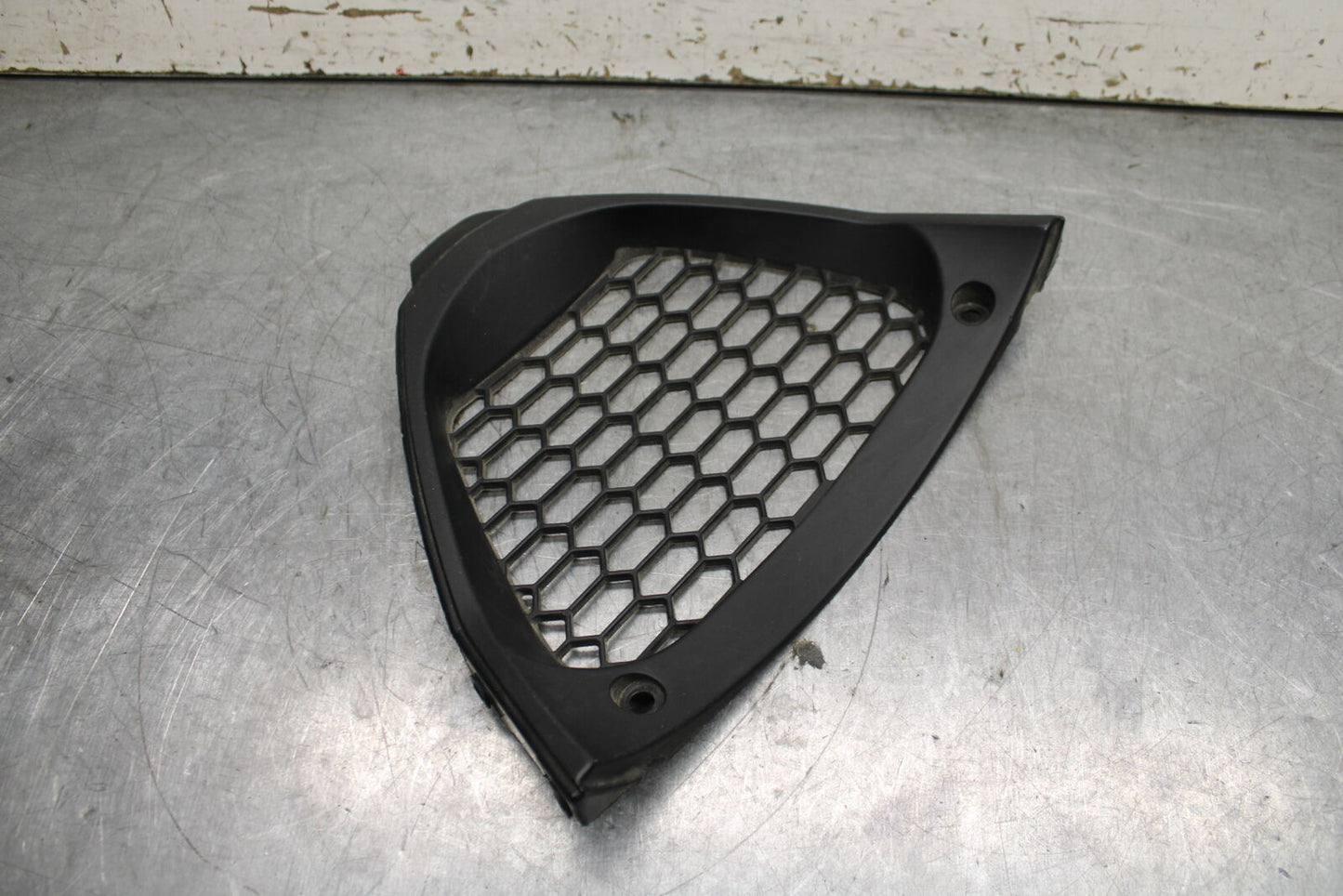 15-19 APRILIA RSV4 RF FRONT LOWER INNER EXHAUST V FAIRING COWL GUARD BB611