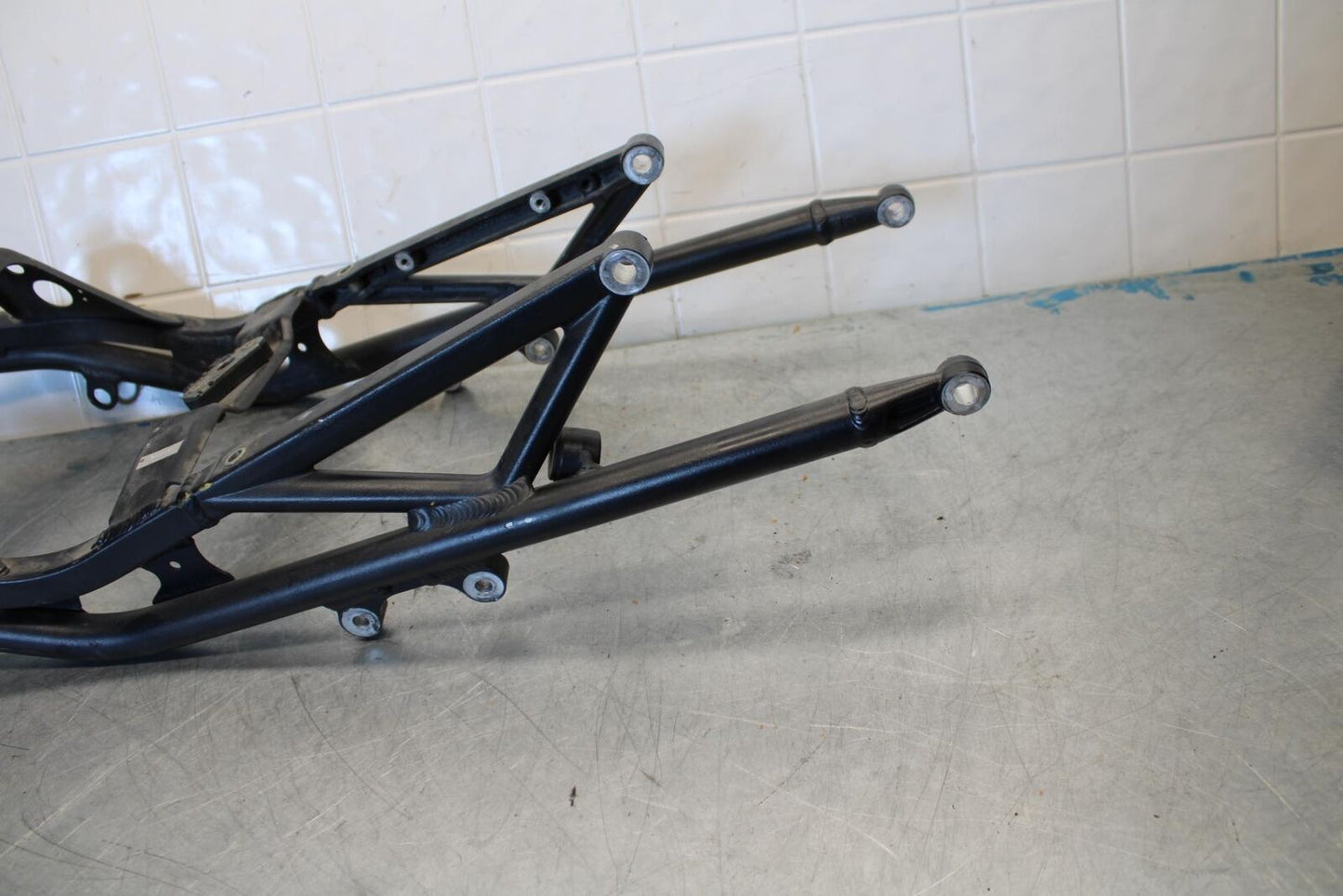 2006 Triumph Daytona 675 Triple REAR SUBFRAME BACK SUB FRAME BB434