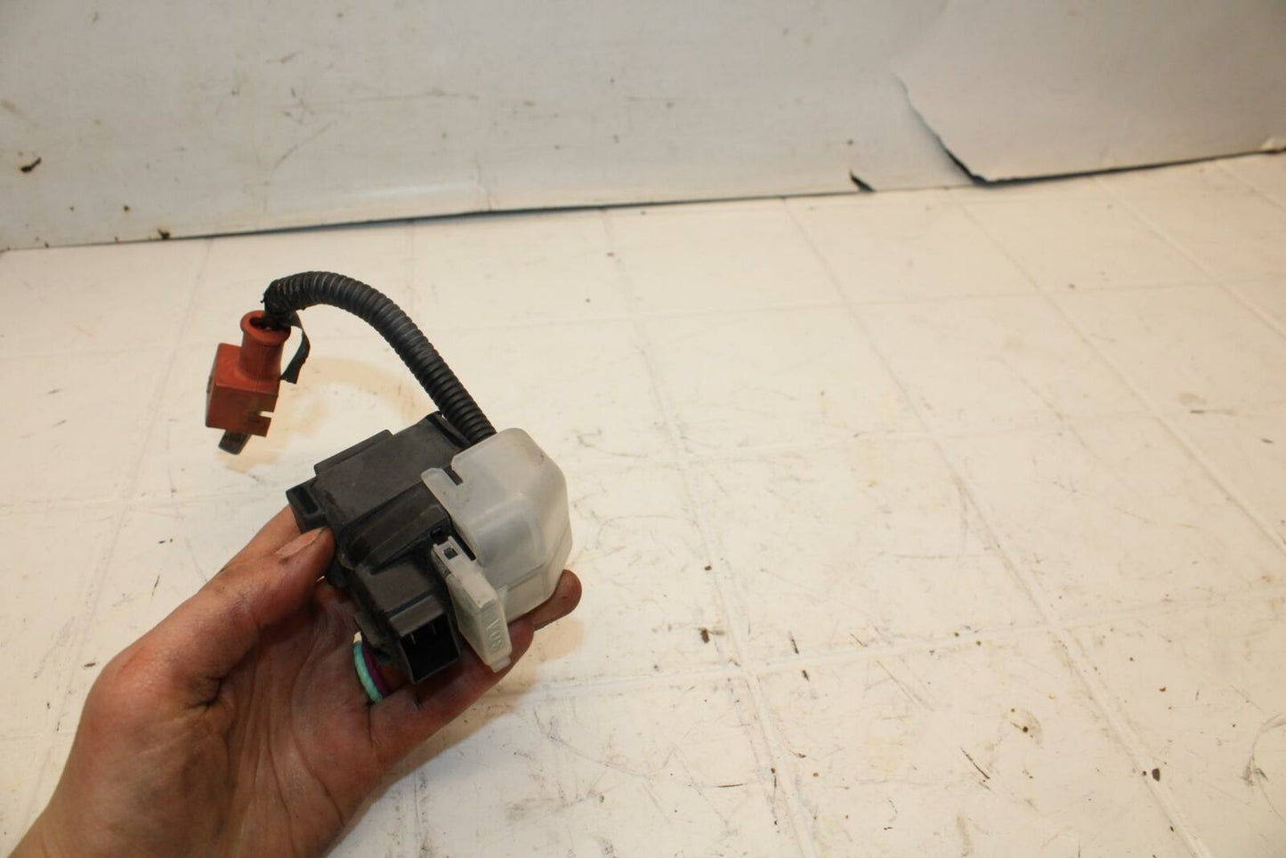 01 SUZUKI GSXR1000 ENGINE STARTER RELAY STARTING MOTOR SWITCH 31800-35F00 BB10