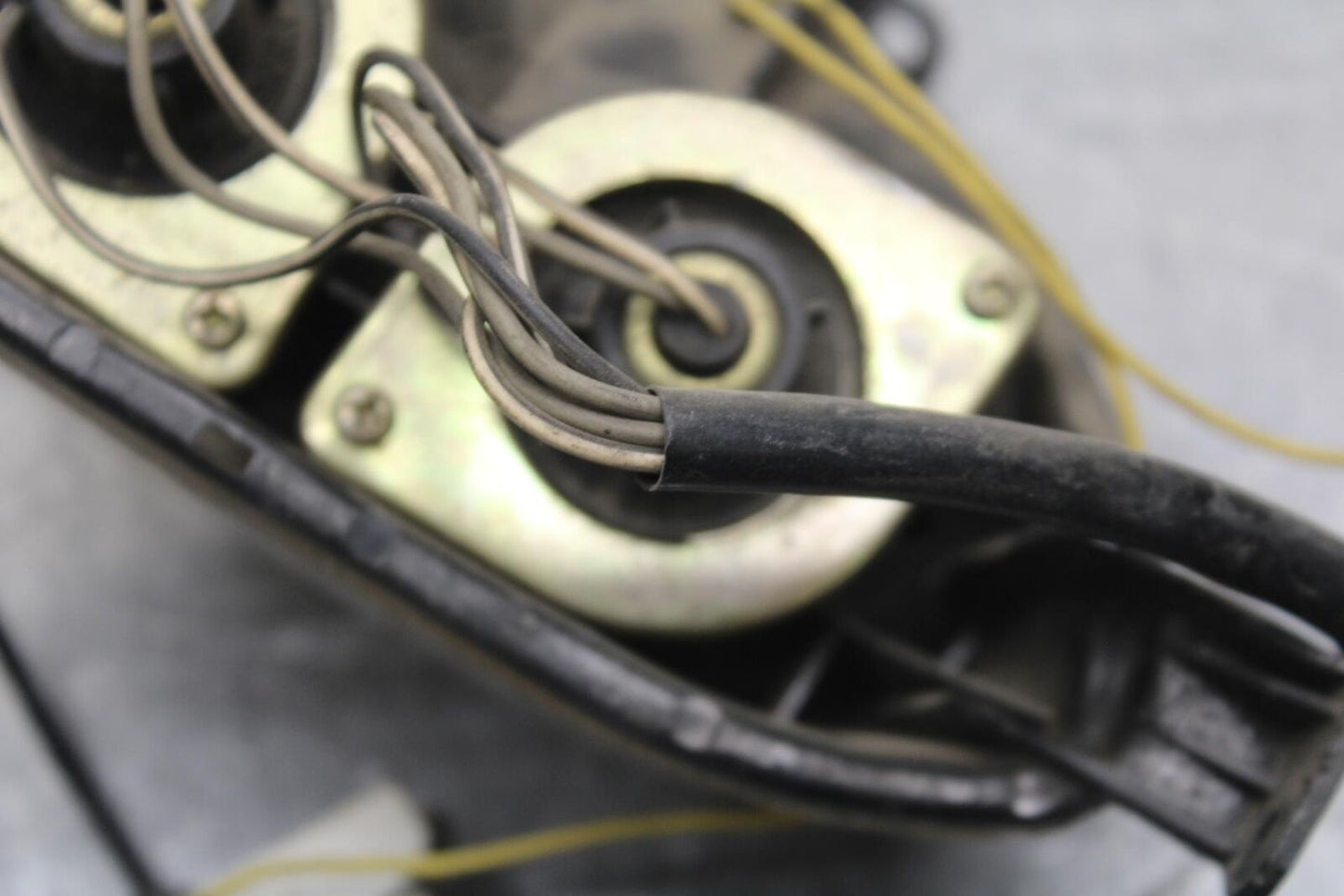 01-03 SUZUKI GSXR600 REAR TAIL TAILLIGHT BACK BRAKE LIGHT BB633