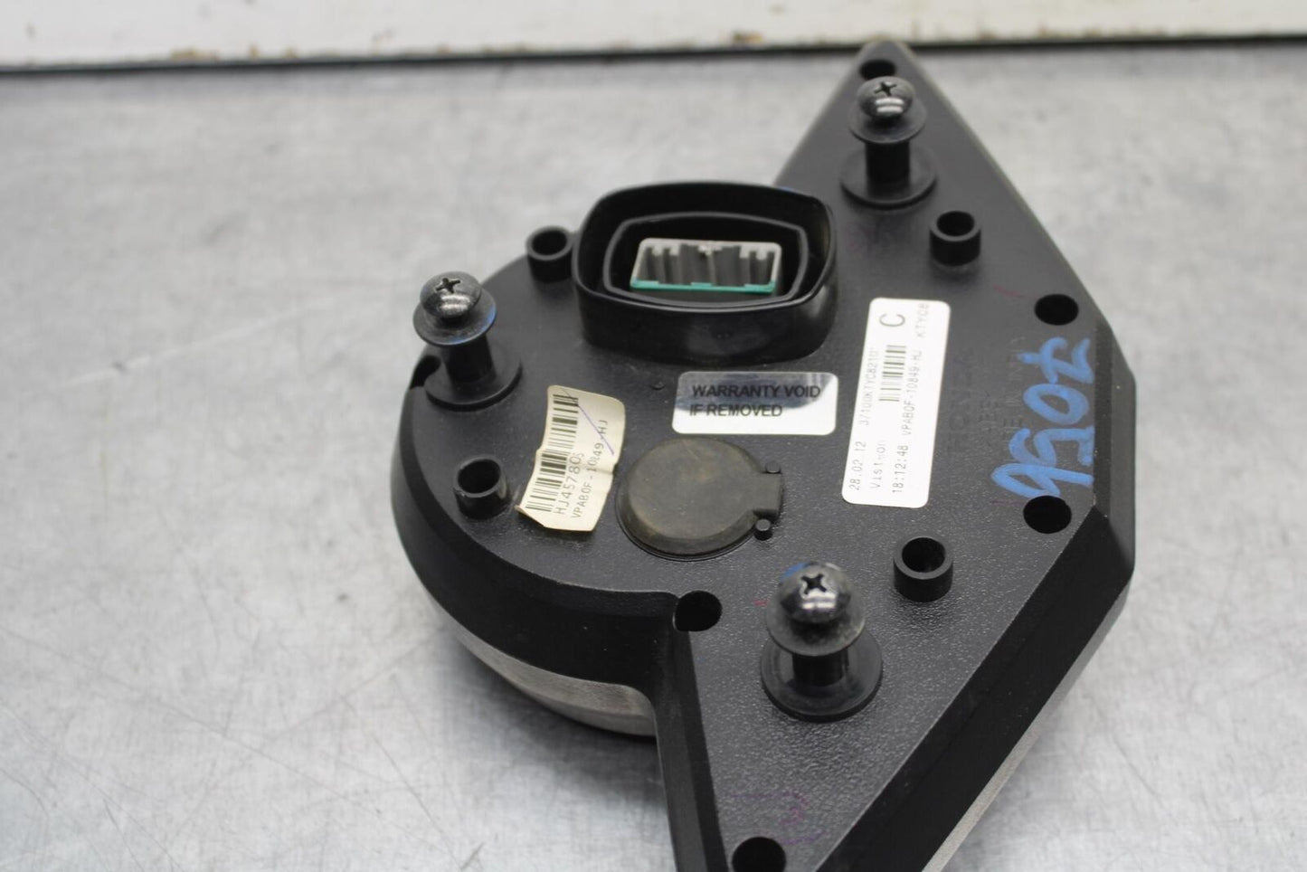 11-19 HONDA CBR125R SPEEDO TACH GAUGES DISPLAY CLUSTER SPEEDOMETER BB105