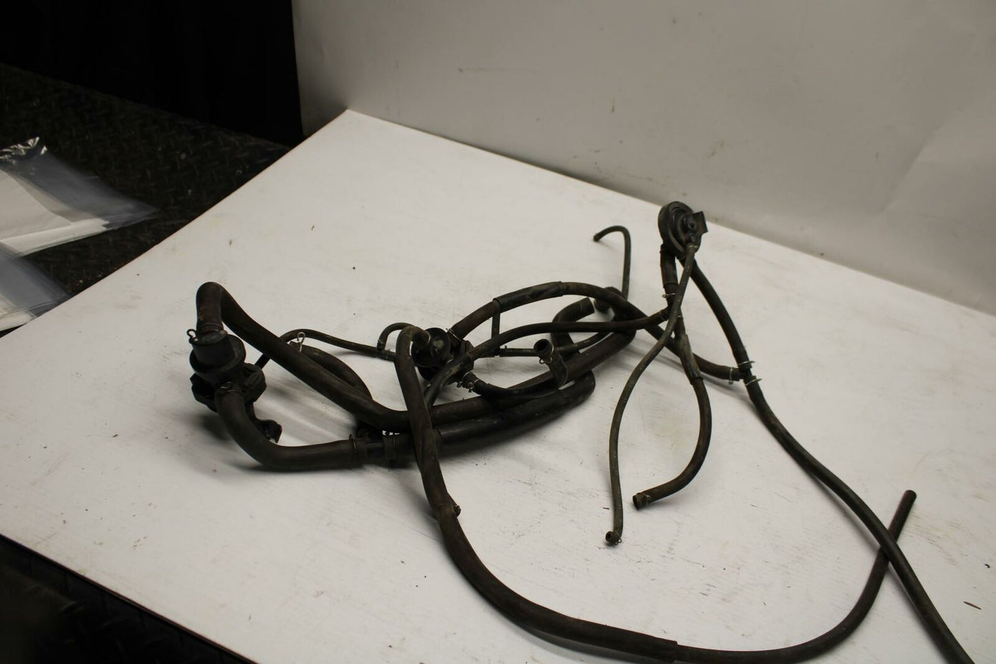 00-07 HONDA SHADOW SABRE 1100 AIR VALVE SOLENOID TOP ENGINE SWITCH SENSOR BB350