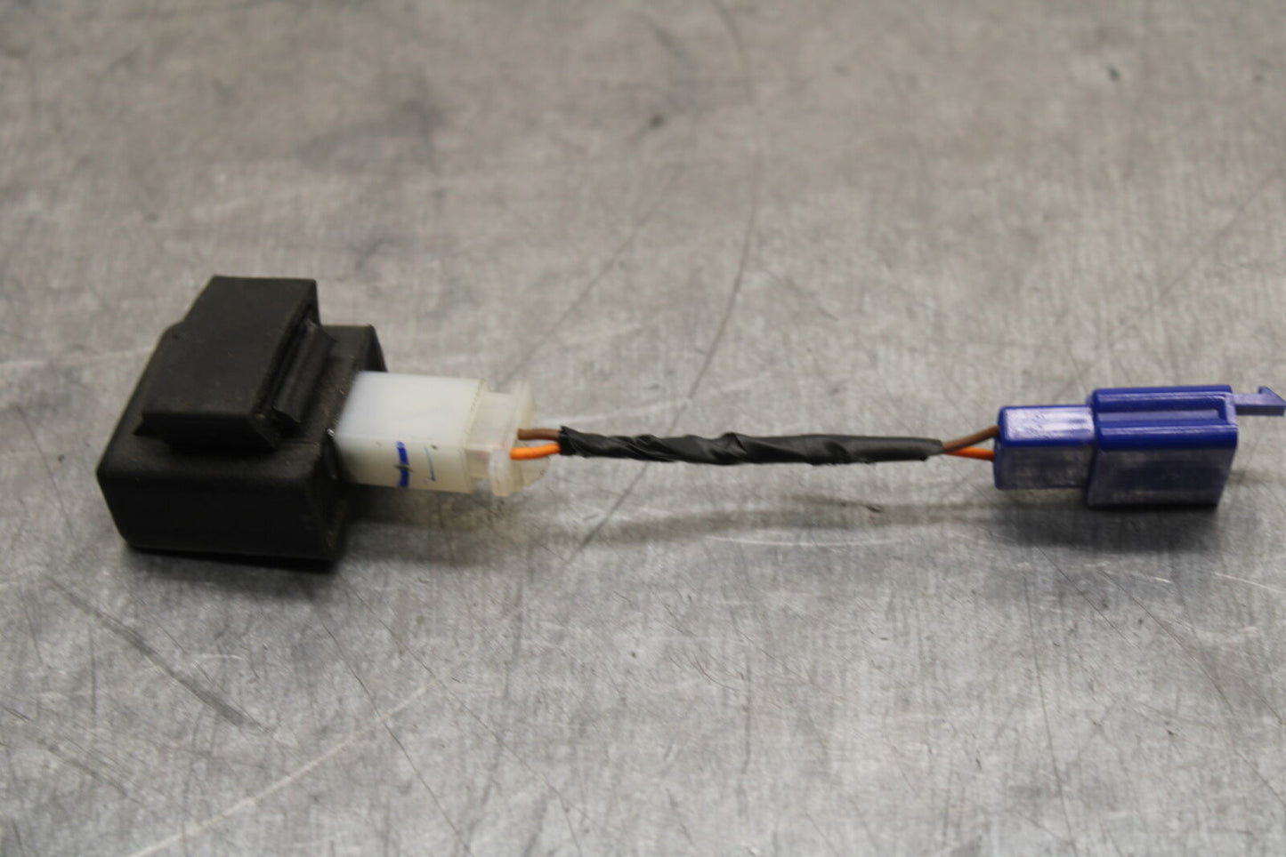 17-24 KTM 390 DUKE TURN SIGNAL BLINKER RELAY FLASHER SWITCH BB734