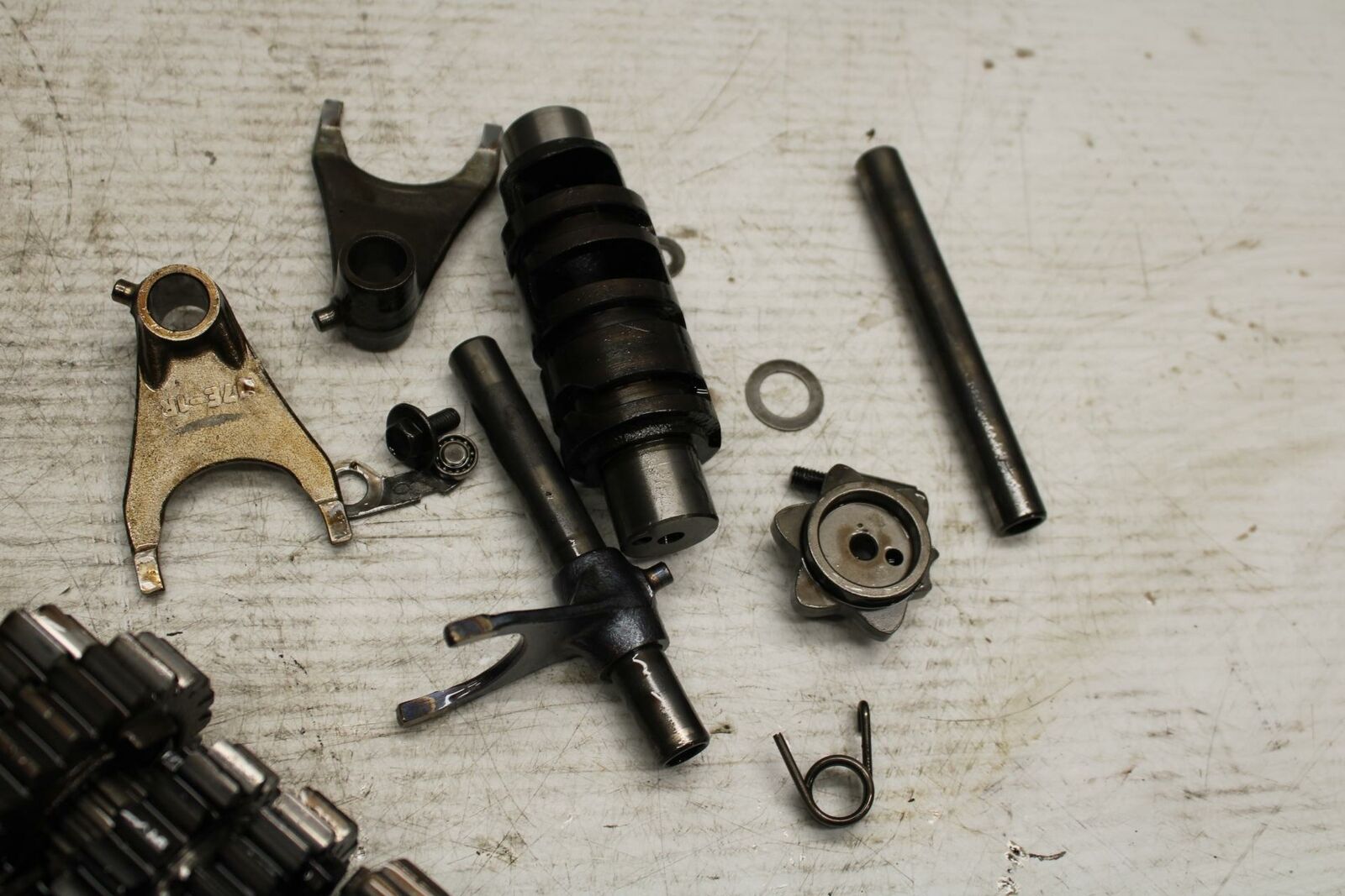 03-05 SUZUKI SV1000 ENGINE MOTOR TRANSMISSION TRANNY GEARS BB296