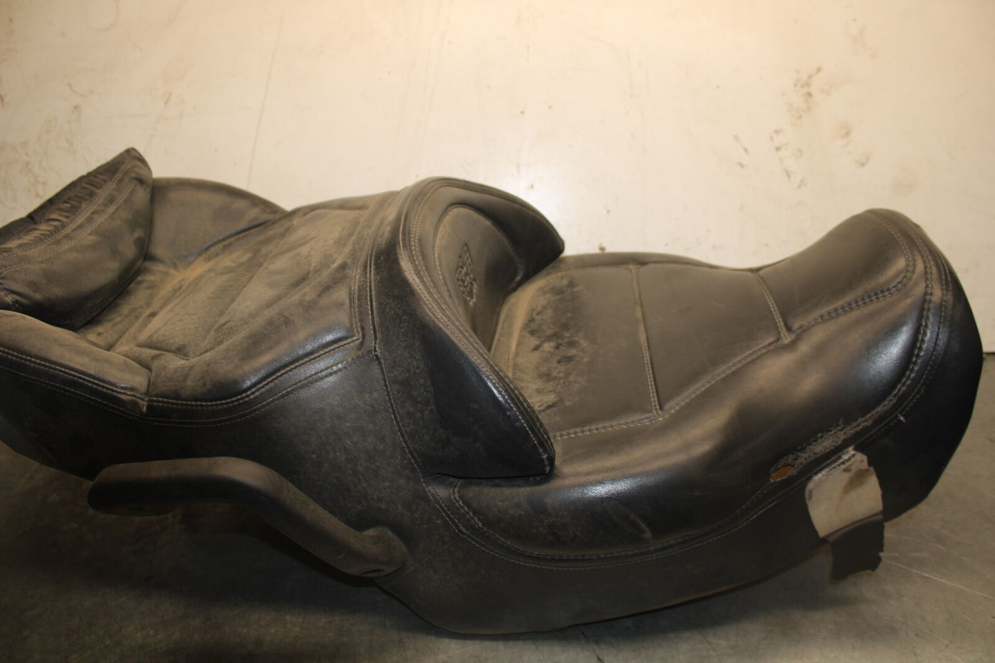 93-00 HONDA GOLDWING 1500 GL1500SE FRONT DRIVERS SEAT BB700
