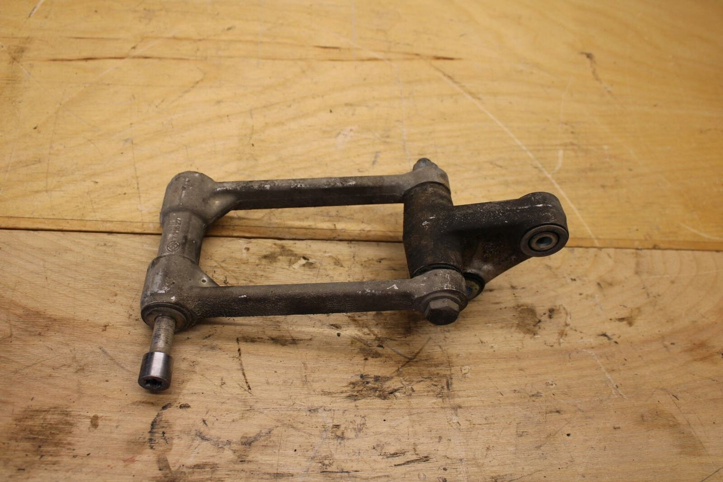 12-14 BMW S1000RR REAR DOGBONE SHOCK LINKAGE LINK BB317
