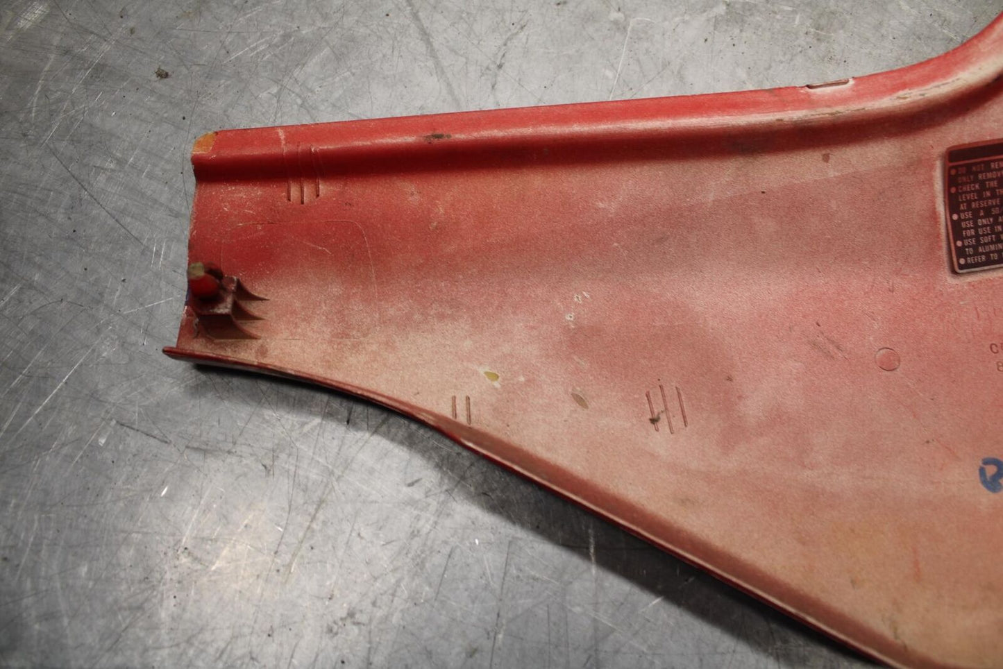 1984 Honda Interceptor 750 VF750F LEFT FRONT SIDE SEAT SADDLE PANEL TRIM BB38