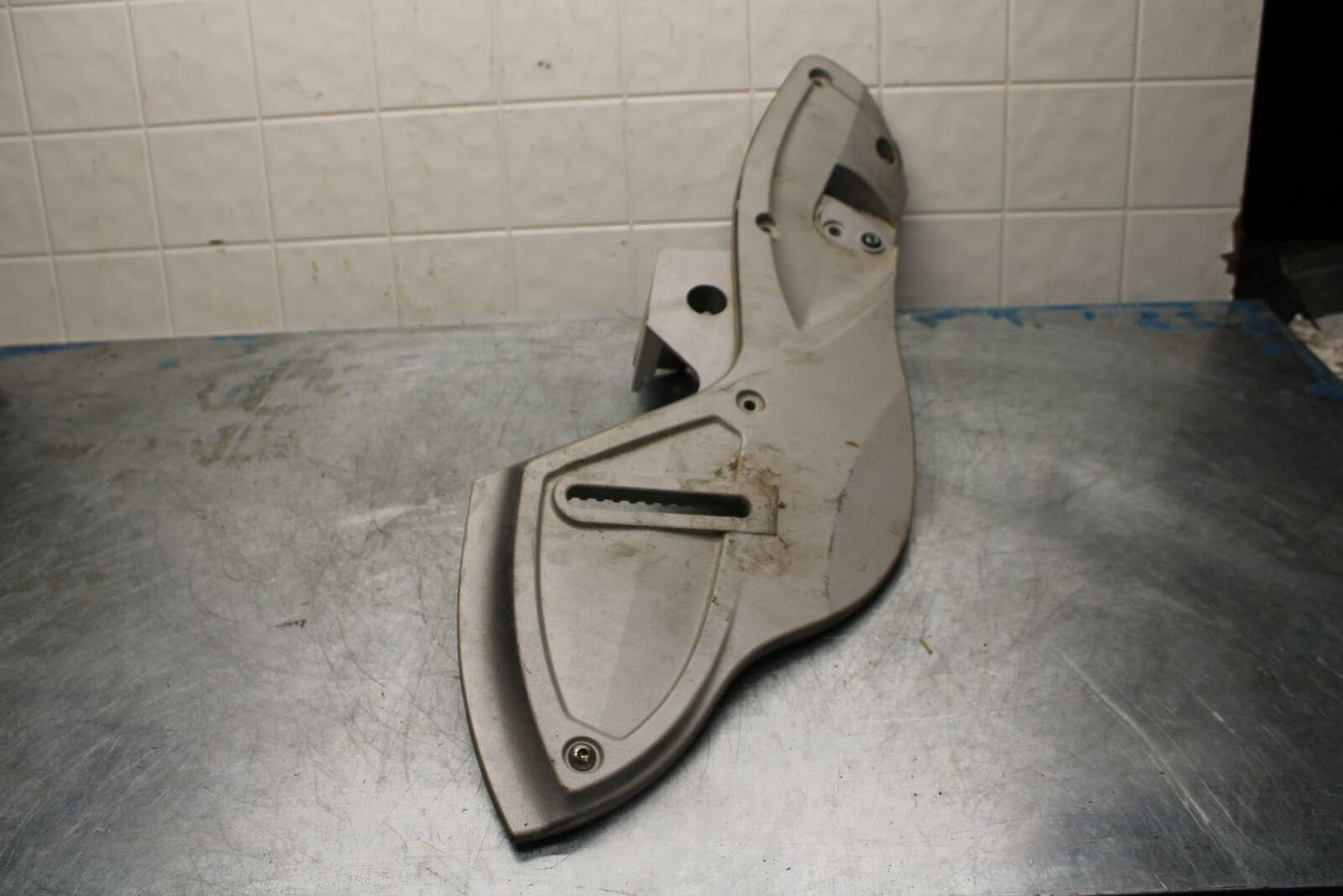 10-12 CAN AM SPYDER RT RIGHT FOOT REST PEG STEP SUPPORT 705002834 BB415