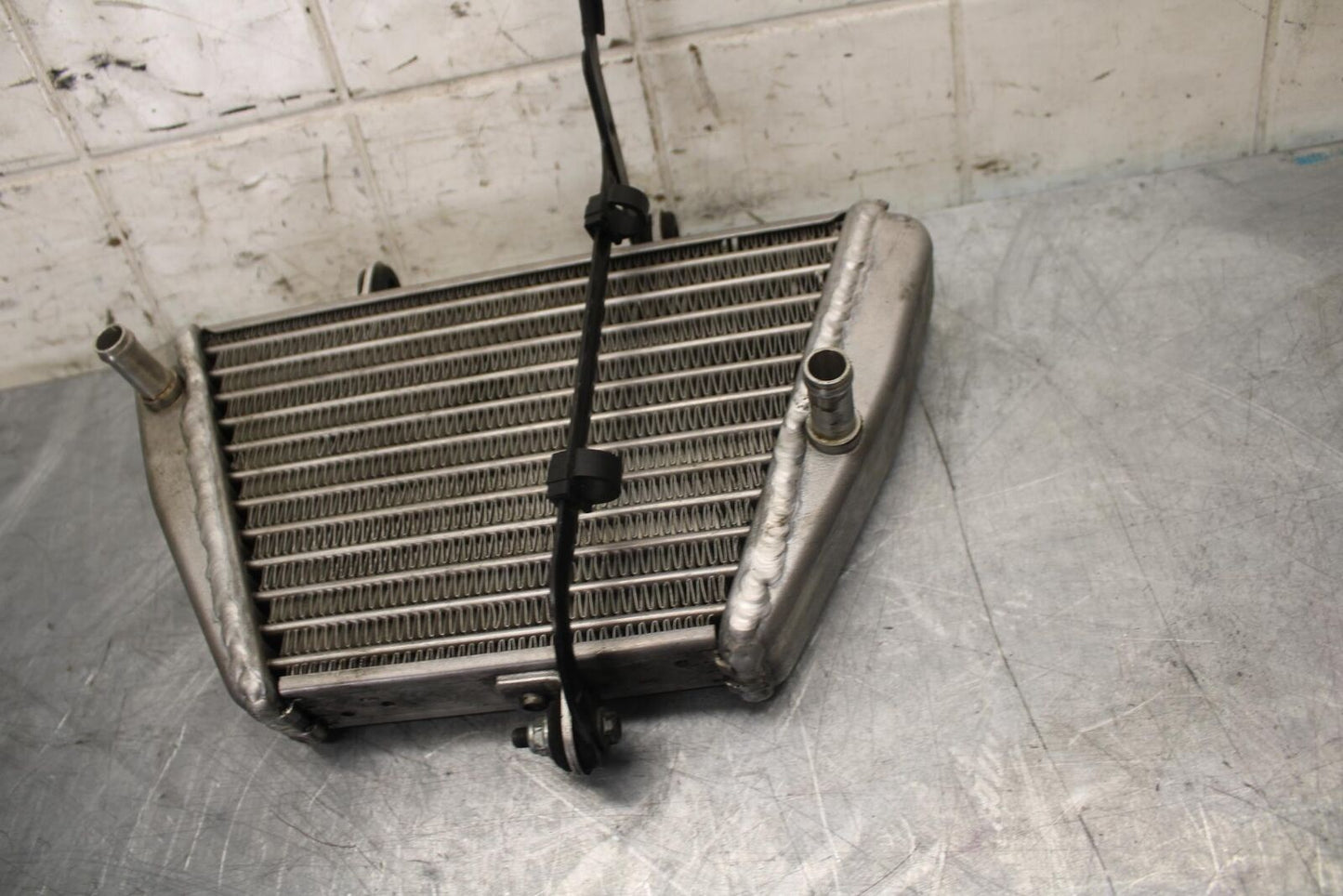 2010 Aprilia RSV1000R ENGINE MOTOR OIL COOLER BB513