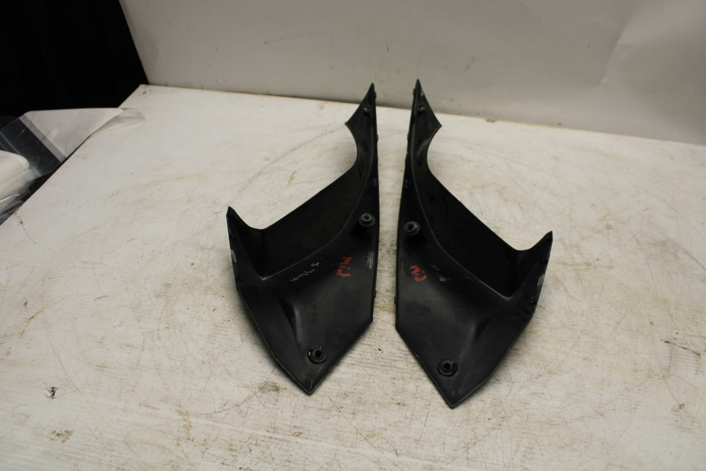 17-20 KAWASAKI NINJA 650 RIGHT LEFT FRONT SIDE SEAT PANELS TRIMS COWLS BB364