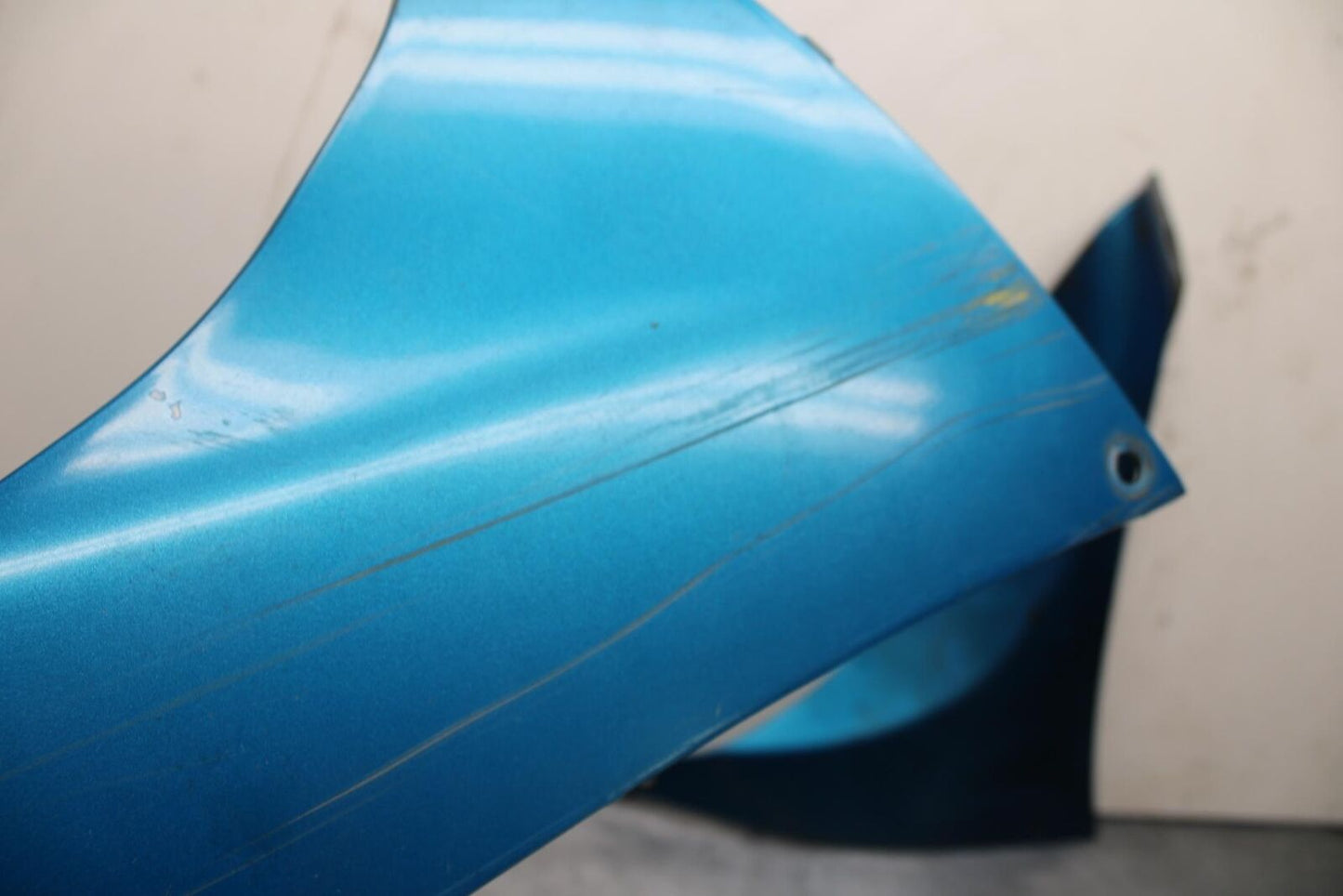 1995 Suzuki RF600R LEFT LOWER BOTTOM BELLY SIDE FAIRING COWL BB615