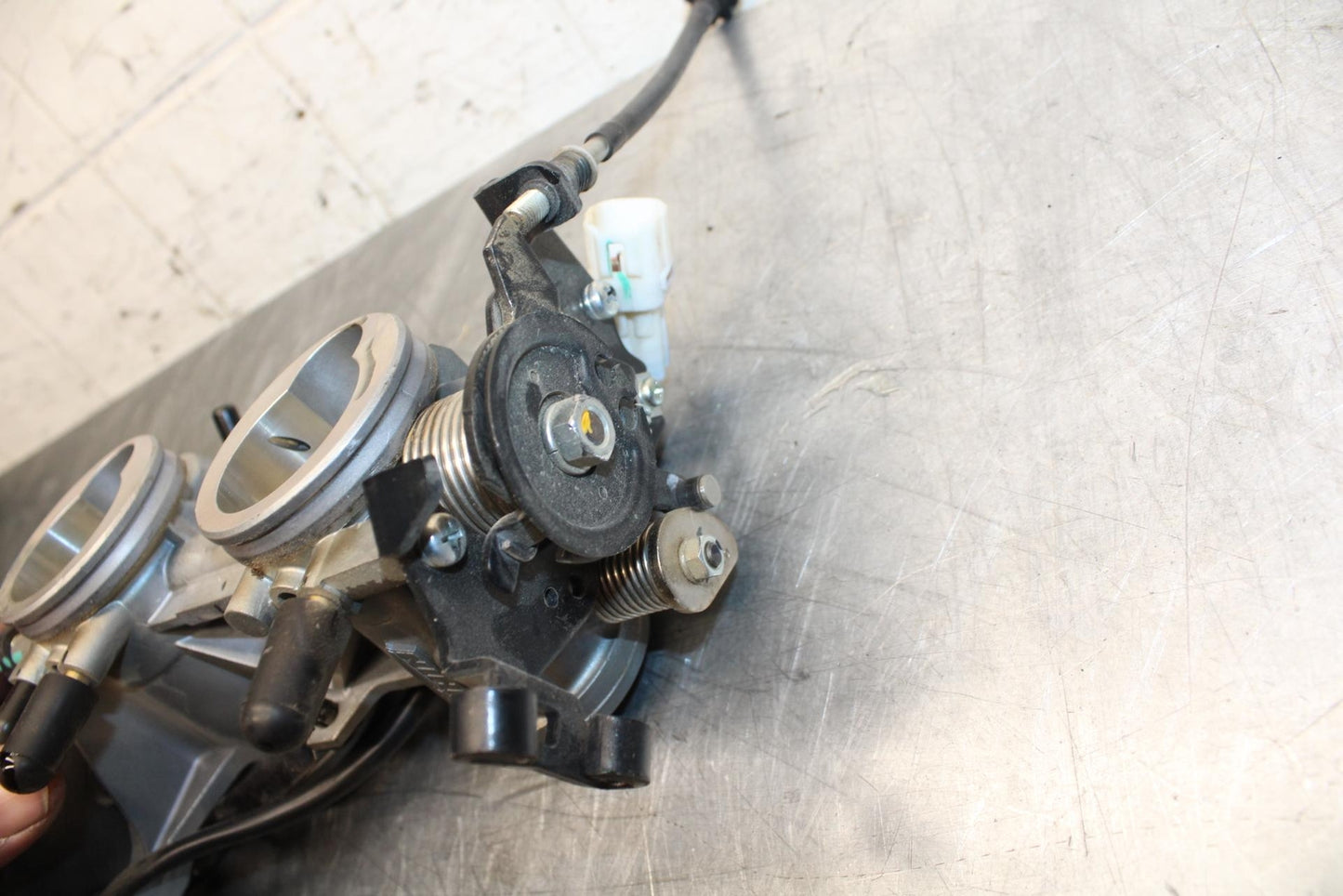 15-17 KAWASAKI EX 650 NINJA EX 650 ABS FUEL INJECTORS / THROTTLE BODIES BB494