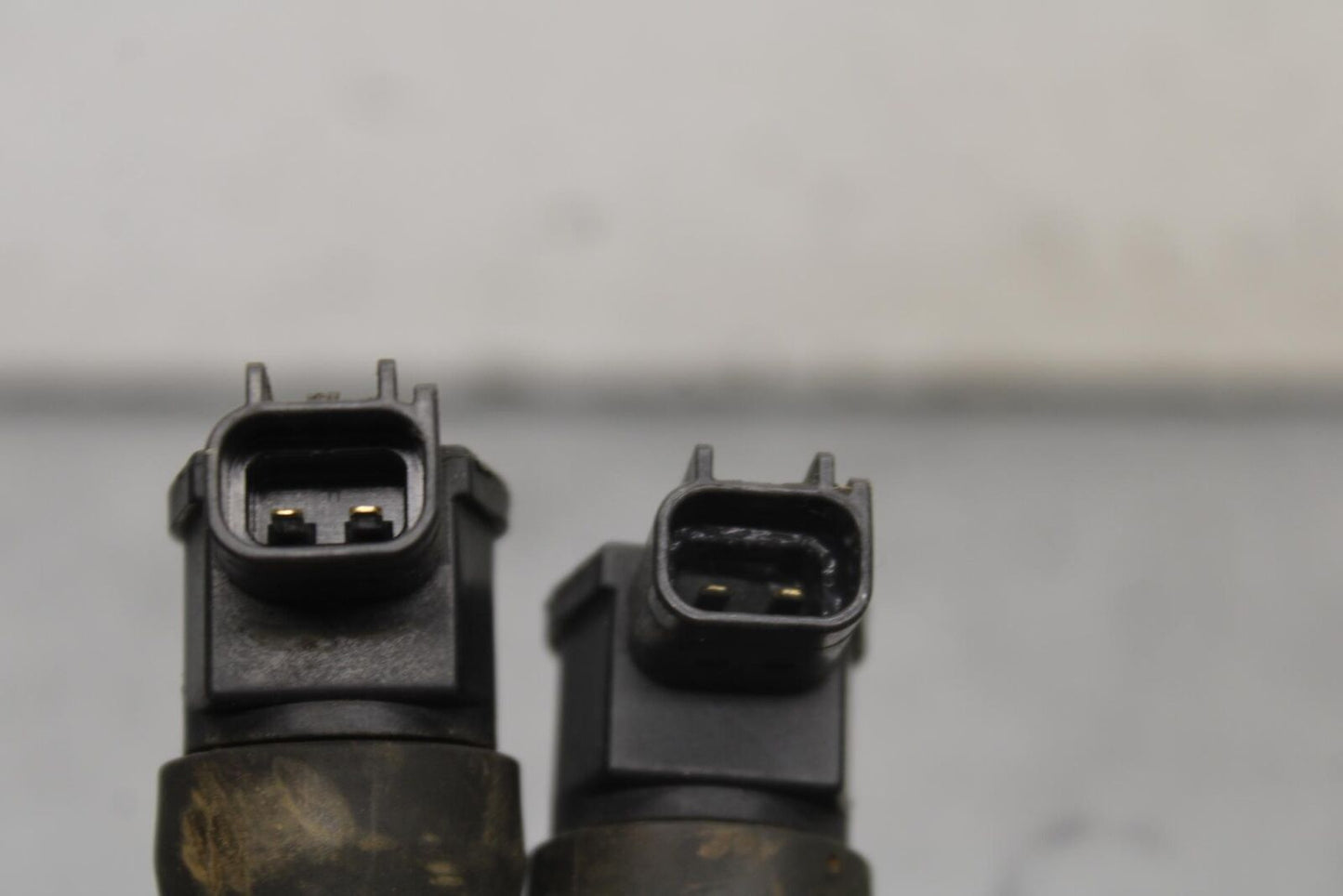 01-03 SUZUKI GSXR600 IGNITION COILS COIL SPARK PLUG CAPS 33410-35F00 BB639