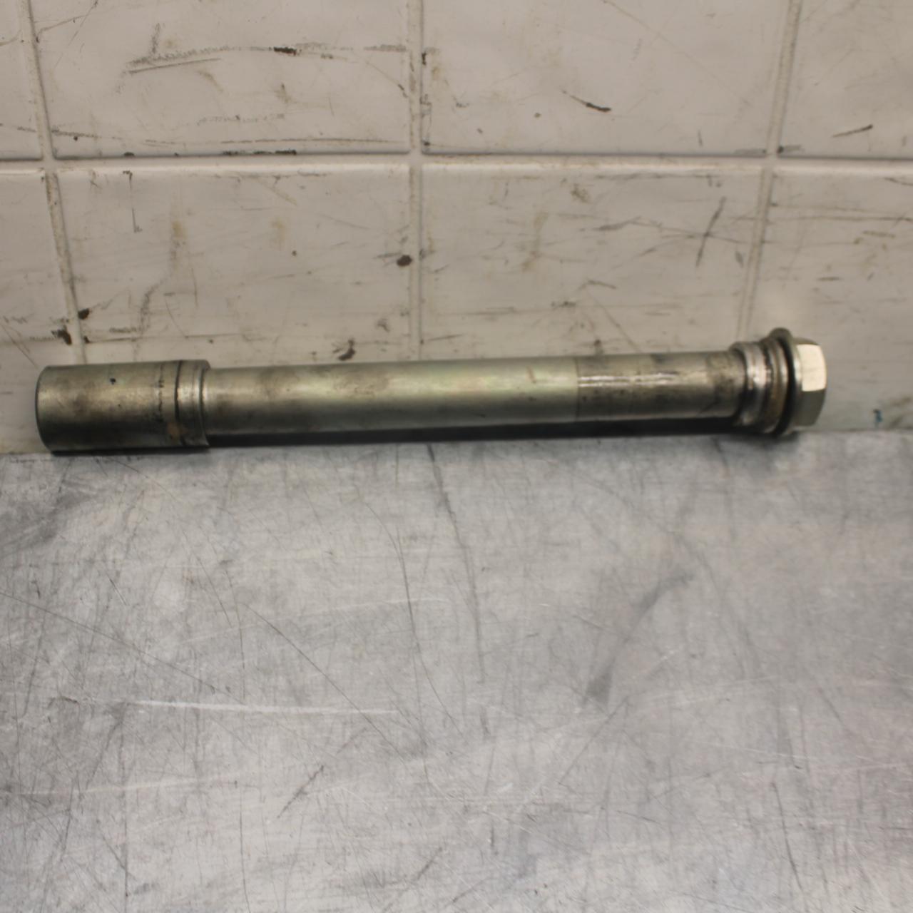 15-21 SUZUKI GSXR600 FRONT WHEEL RIM AXLE PIVOT BOLT BB460