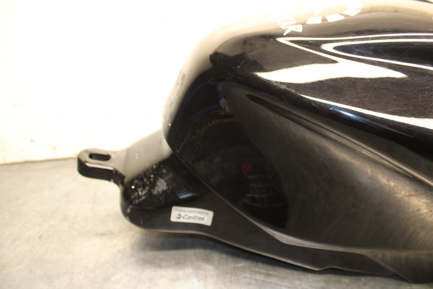21-24 APRILIA TUONO 660 FACTORY GAS TANK FUEL CELL PETROL RESERVOIR BB733