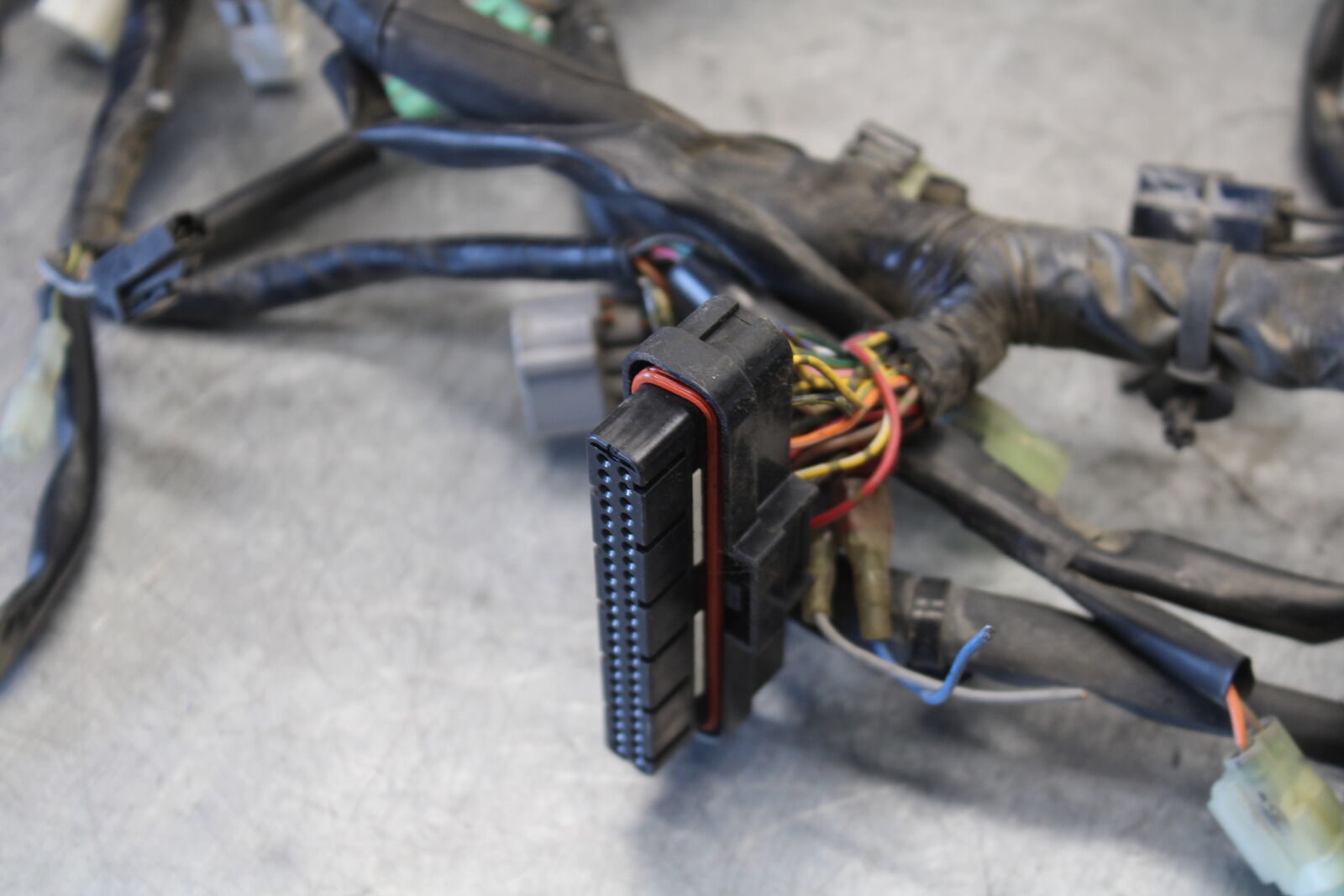 03-07 SUZUKI SV1000S MAIN ENGINE WIRING HARNESS WIRE LOOM 36610-16G30 BB657