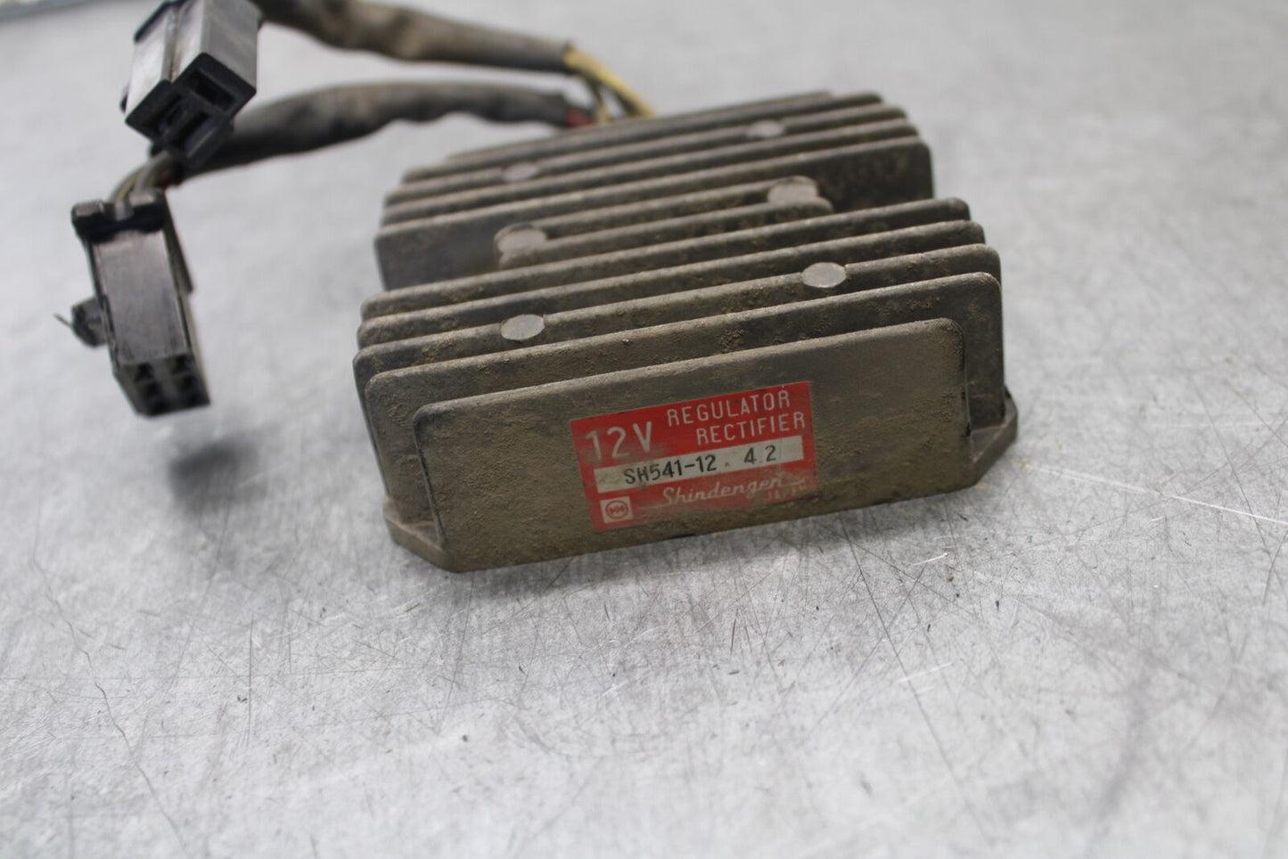 85-86 SUZUKI MADURA 1200 RECTIFIER VOLTAGE REGULATOR BB691