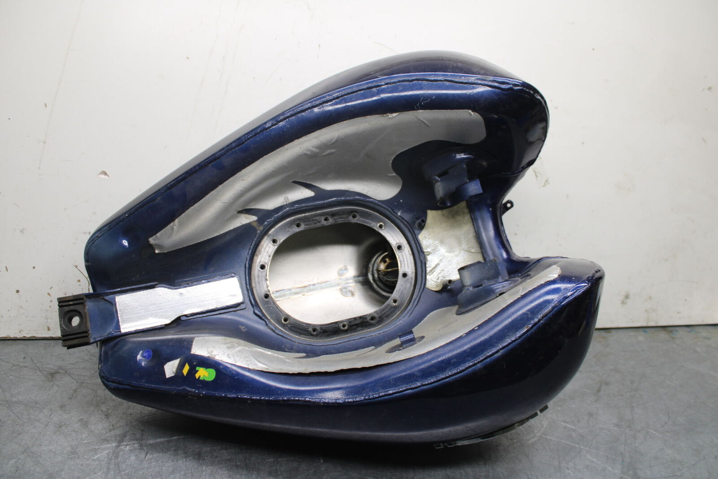 14-16 TRIUMPH AMERICA LT GAS TANK FUEL PETROL RESERVOIR BB720