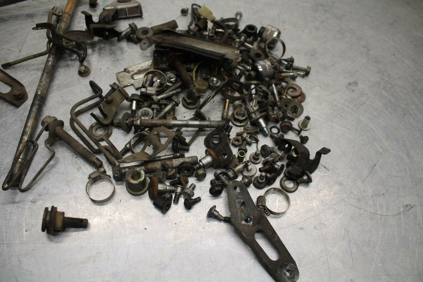 87-96 HONDA CBR1000F ENGINE MOUNTING BOLTS HARDWARE MOTOR SCREWS BB420