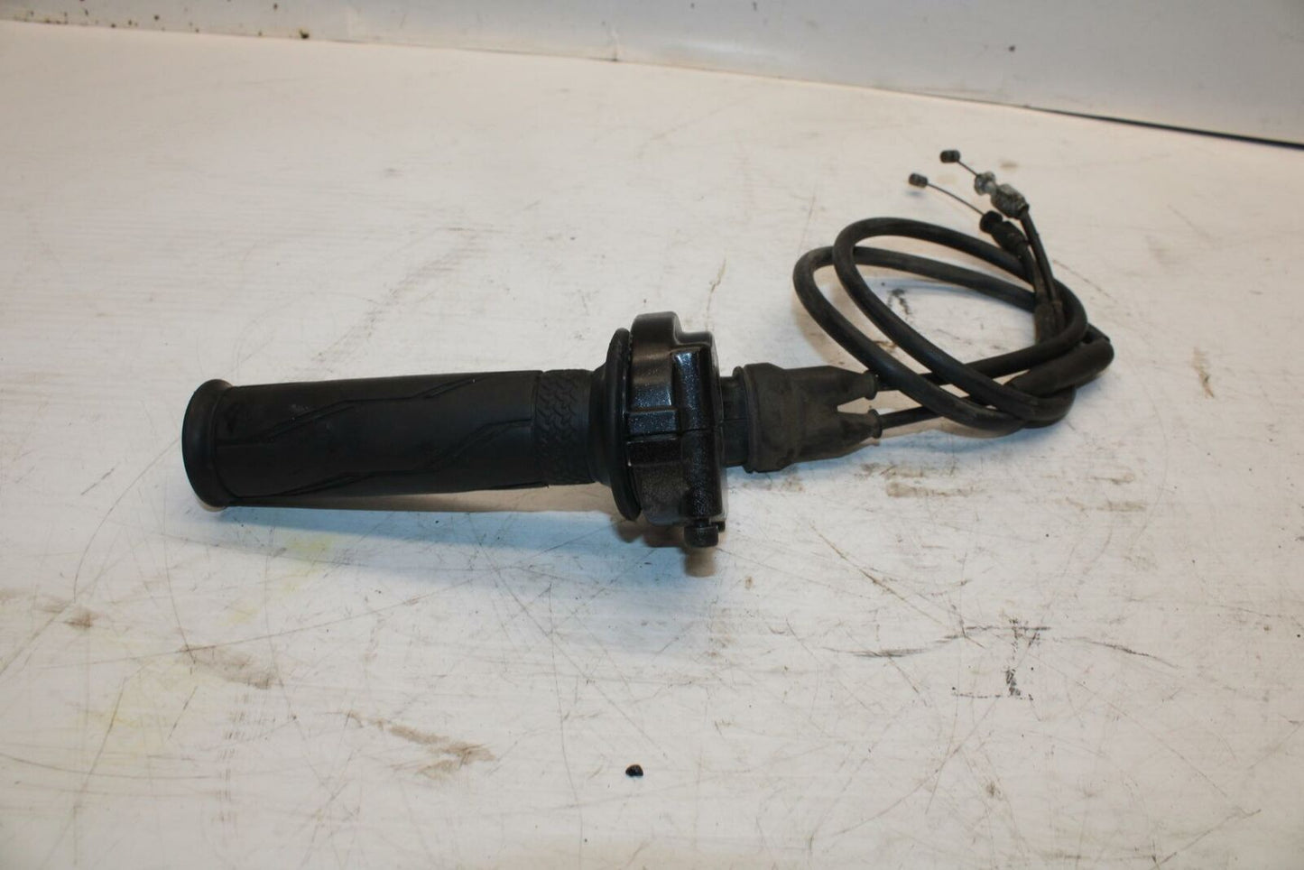 07 YAMAHA YZF R6 2c0 THROTTLE CABLES LINES BB284