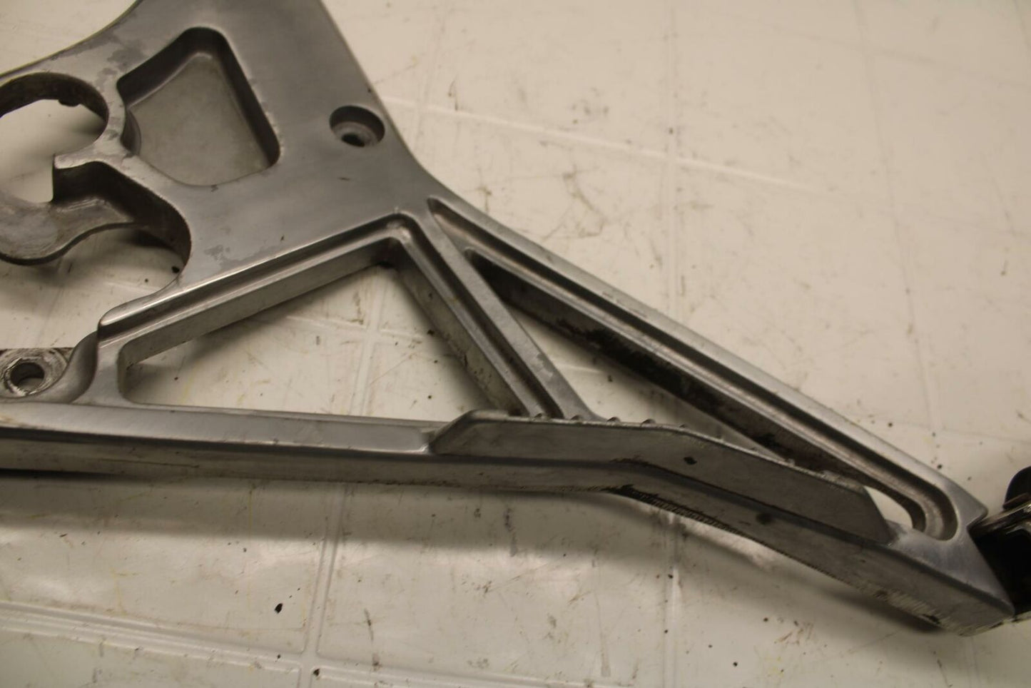 92-93 YAMAHA FJ1200A ABS RIGHT REAR BACK PASSENGER PEG BB07
