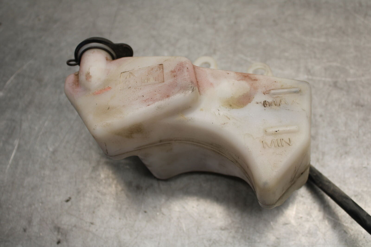 09-11 TRIUMPH DAYTONA 675 COOLANT WATER TANK RESERVOIR BOTTLE BB652