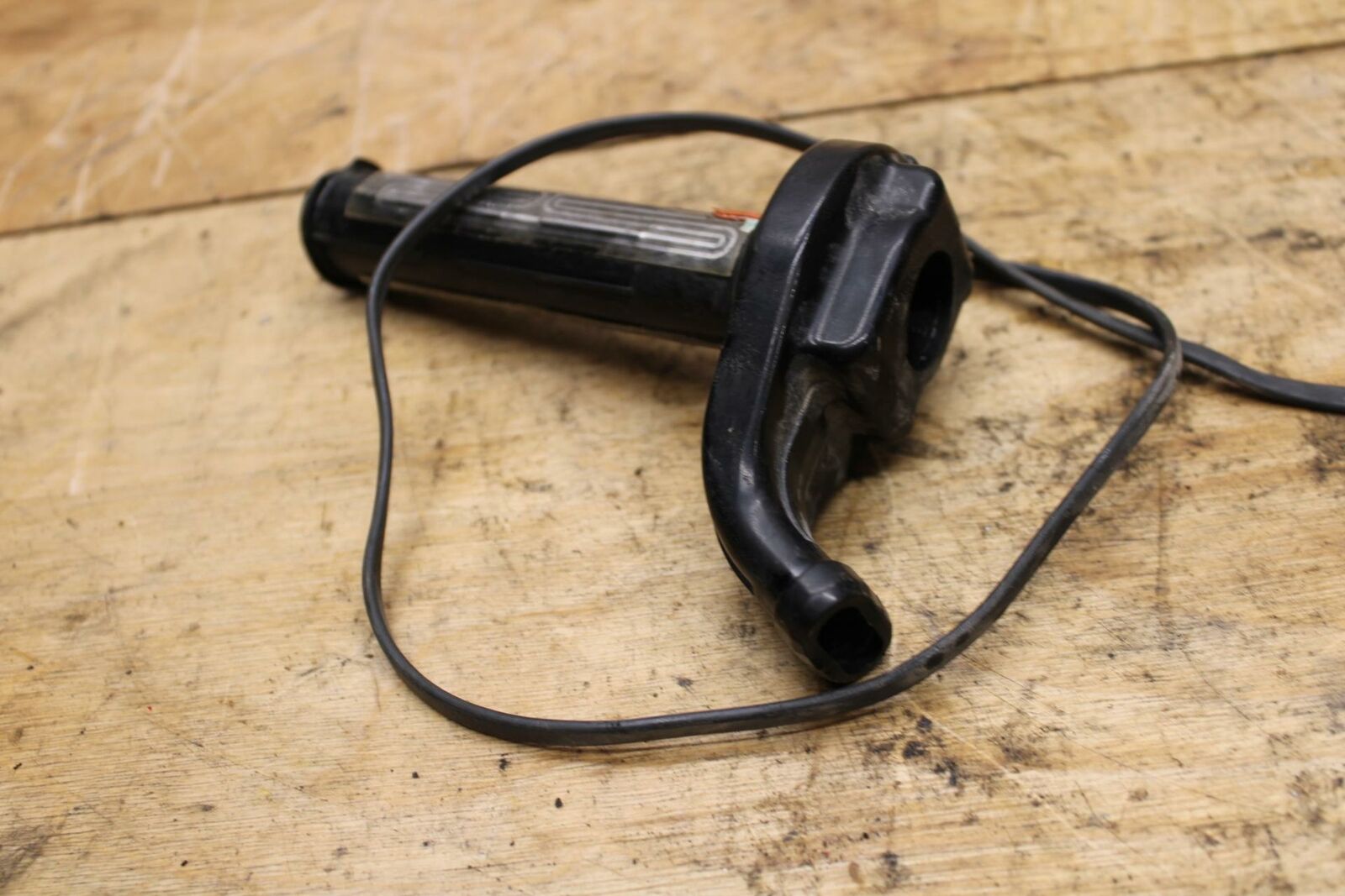 02-03 SUZUKI VSTROM 1000 THROTTLE CABLE LINE HOUSING GUIDE BB331