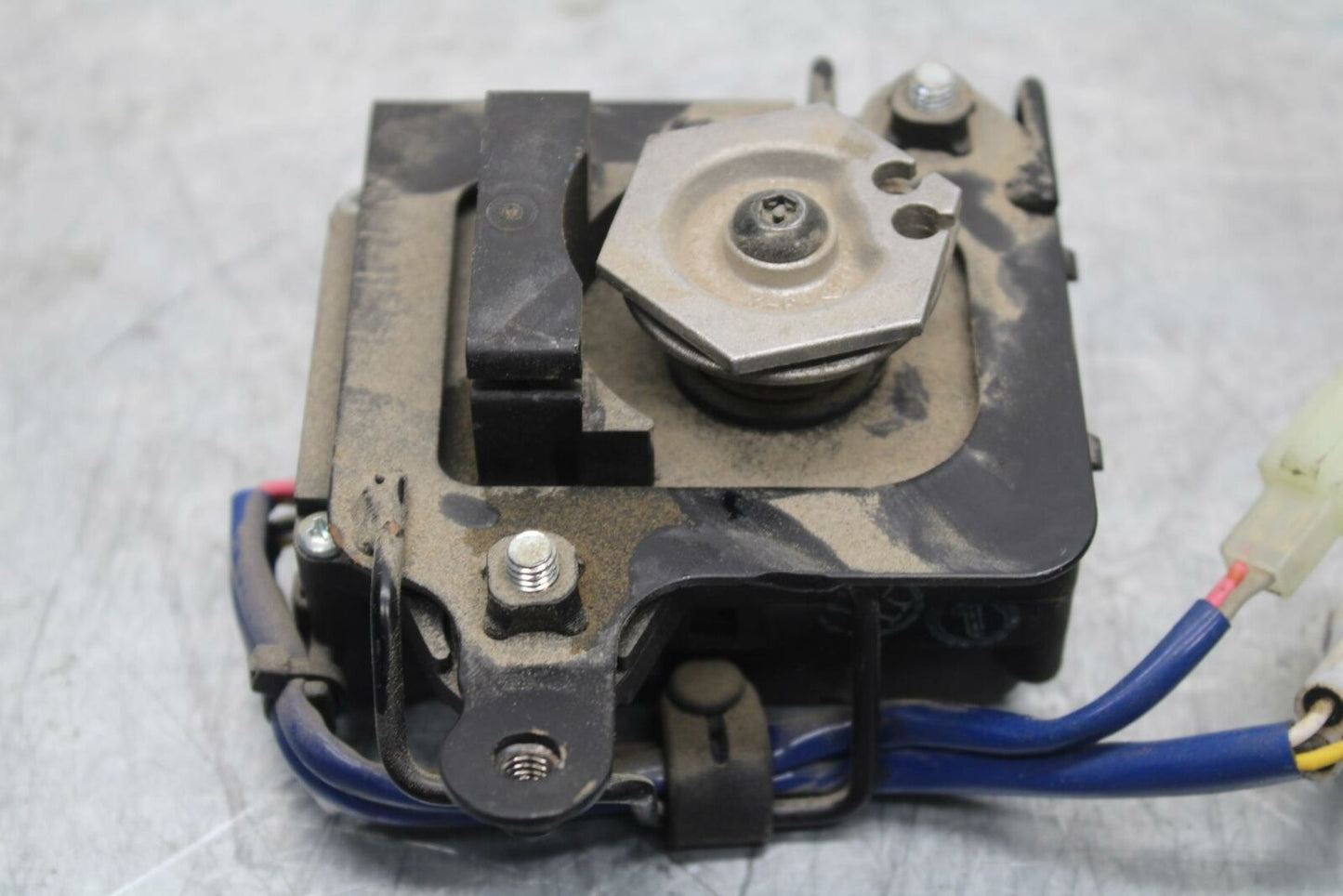 19-20 KAWASAKI NINJA ZX6R EXHAUST VALVE SERVO MOTOR BB419