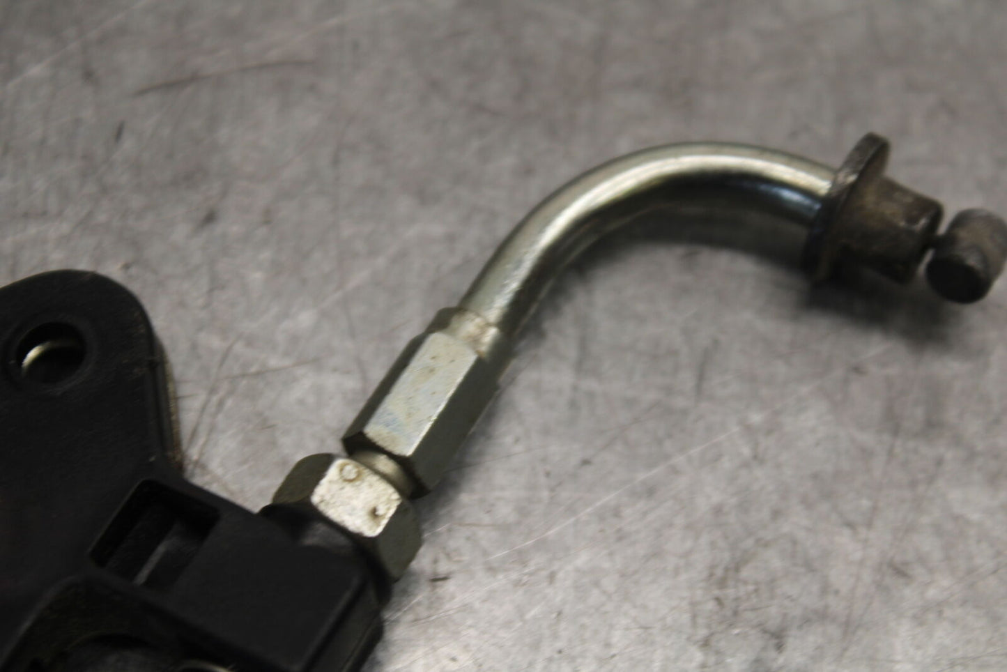 06-07 DUCATI MONSTER 695 REAR PASSENGER SEAT LATCH LOCK ASSEMBLY BB674