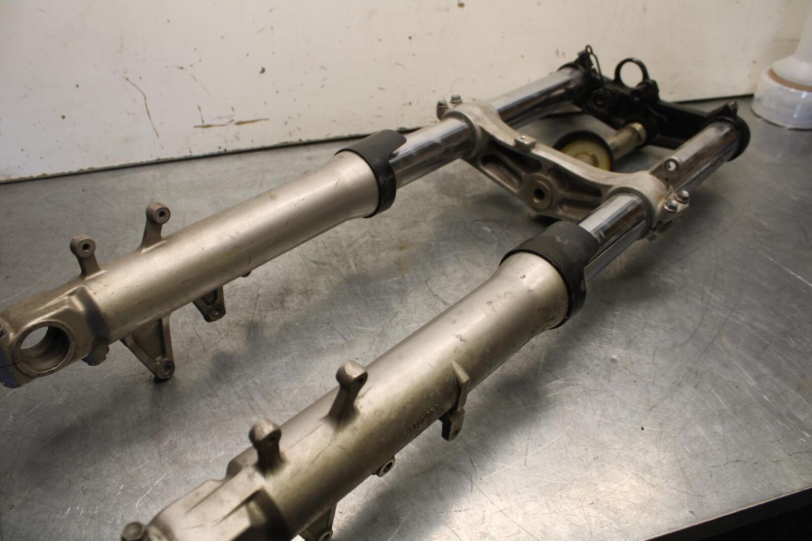 01-03 SUZUKI GSXR600/750 COMPLETE FRONT END FORKS SUSPENSION TRIPLE TREE BB633