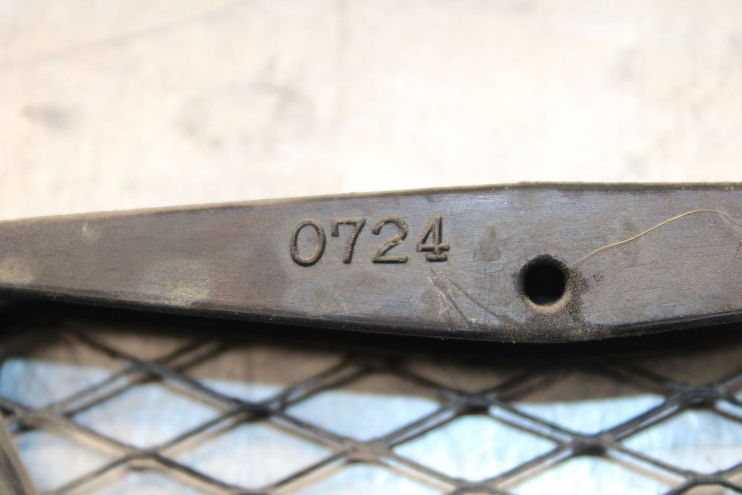 19-20 KAWASAKI NINJA ZX6R AIR INTAKE GRILL BB419