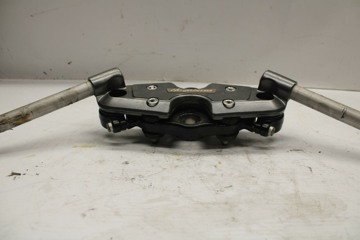 00-07 SUZUKI HAYABUSA FORKS UPPER TRIPLE TREE CLAMP  BB281