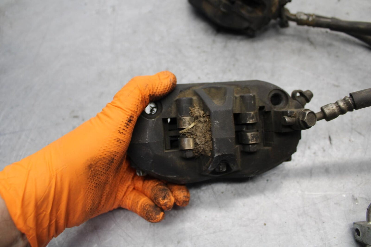 06-07 KAWASAKI NINJA ZX14R RIGHT LEFT FRONT BRAKE CALIPER SET PAIR CALIPERS bb43