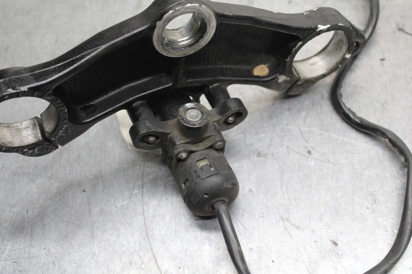 03-04 TRIUMPH DAYTONA 600 IGNITION LOCK KEY SET W/ GAS CAP AND SEAT LOCK BB745