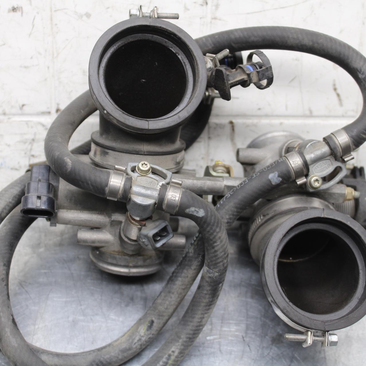 2005 Ducati Monster S2R MAIN FUEL INJECTORS / THROTTLE BODIES BB557