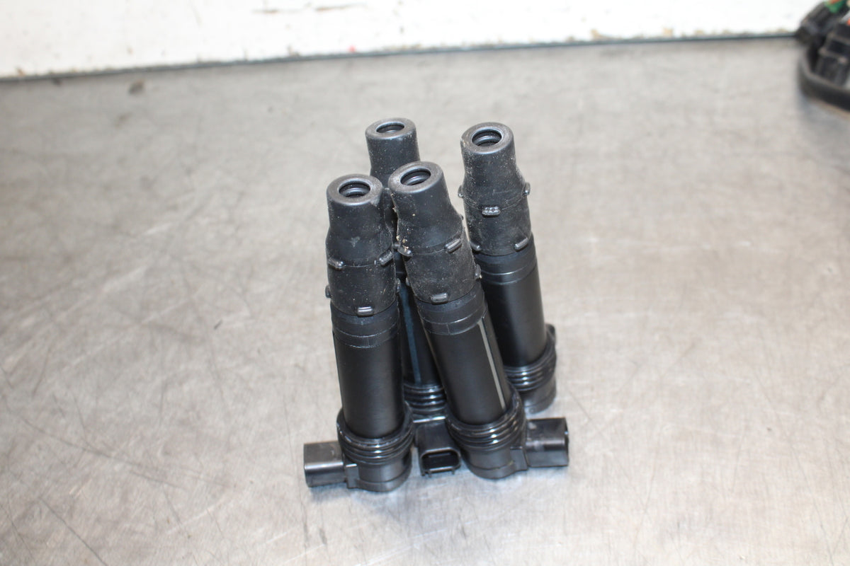 24-25 KAWASAKI NINJA ZX6R IGNITION COILS COIL SPARK PLUG CAPS BB726