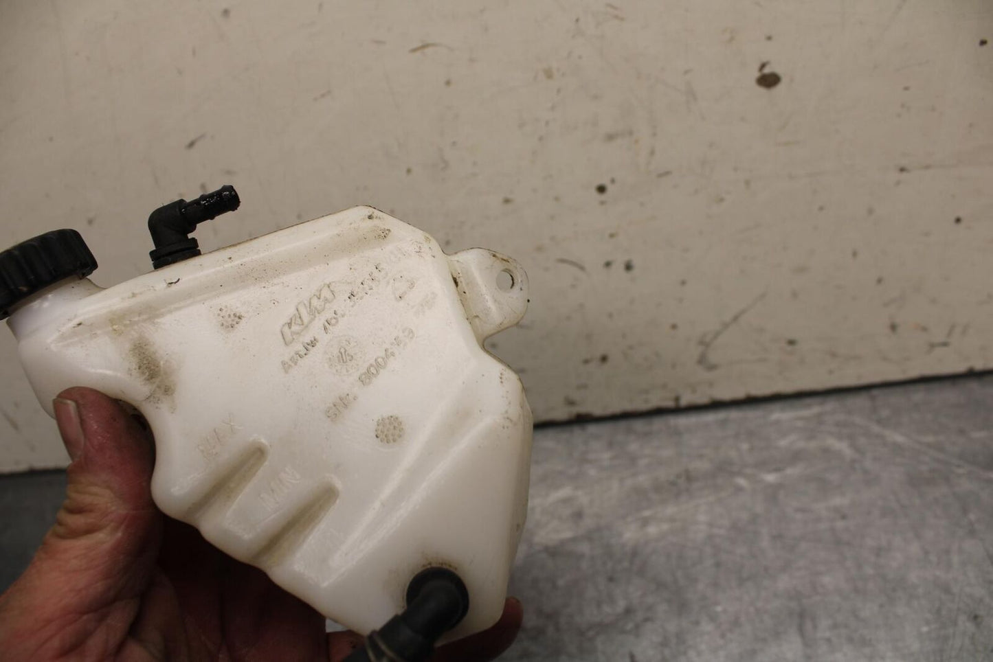 16-18 KTM 690 DUKE COOLANT WATER TANK RESERVOIR BOTTLE BB631