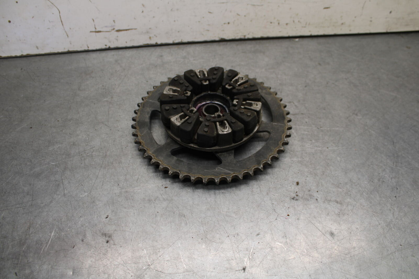 09-11 TRIUMPH DAYTONA 675 REAR BACK SPROCKET HUB BB652