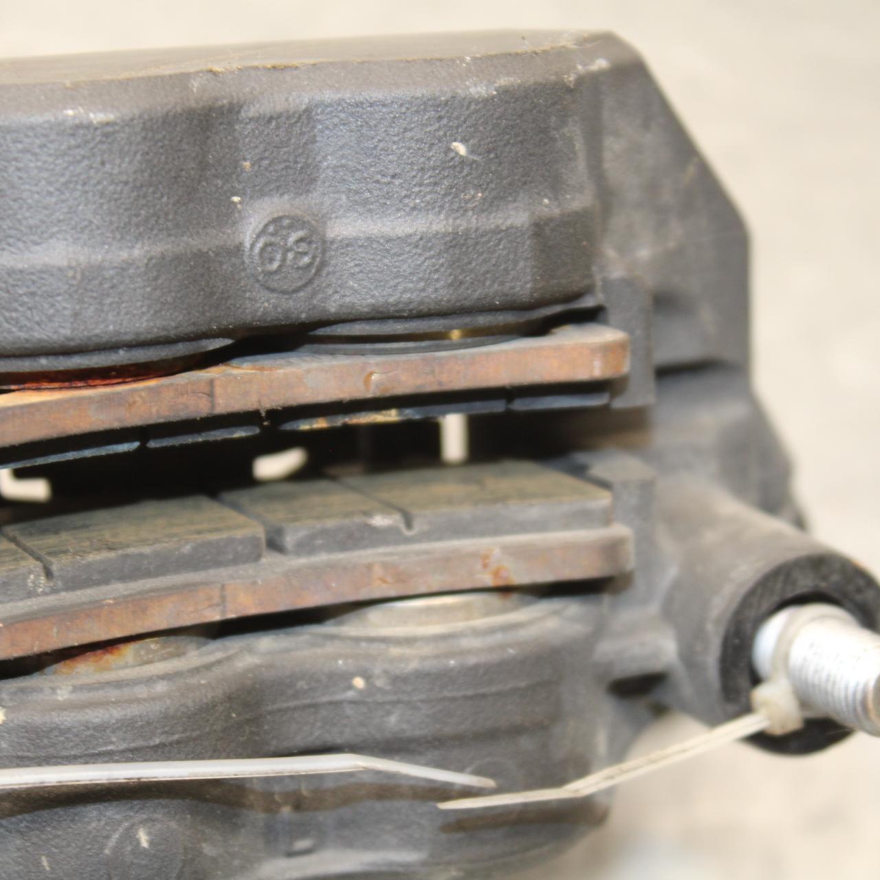 21 KAWASAKI NINJA ZX6R RIGHT LEFT FRONT BRAKE CALIPER SET PAIR CALIPERS BB647