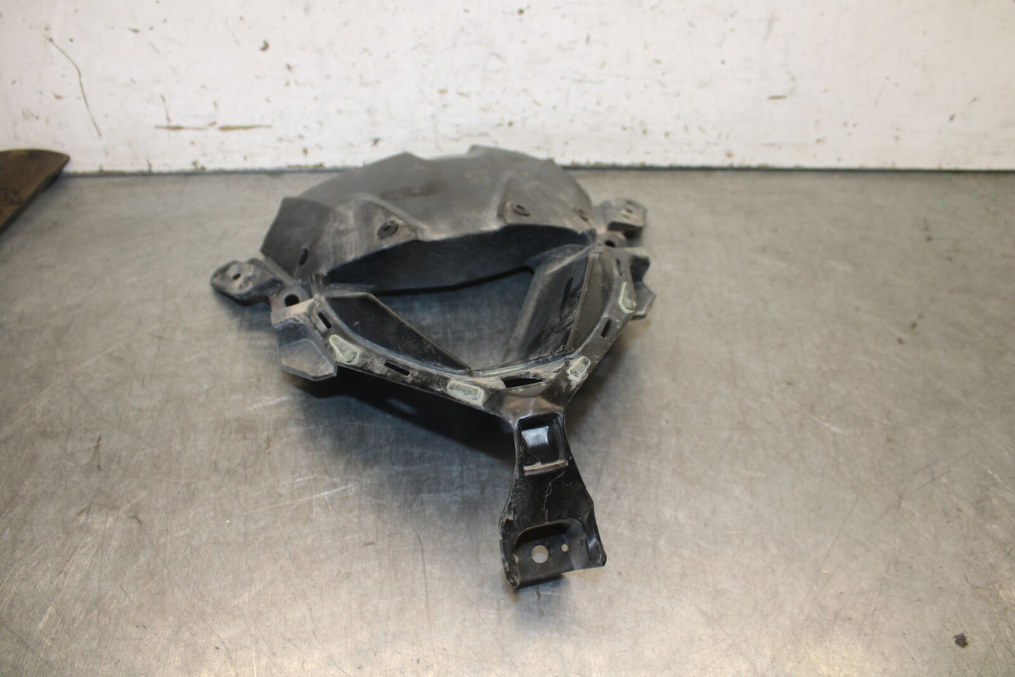 19-23 KAWASAKI NINJA ZX6R FRONT CENTER COWL FAIRING BB701